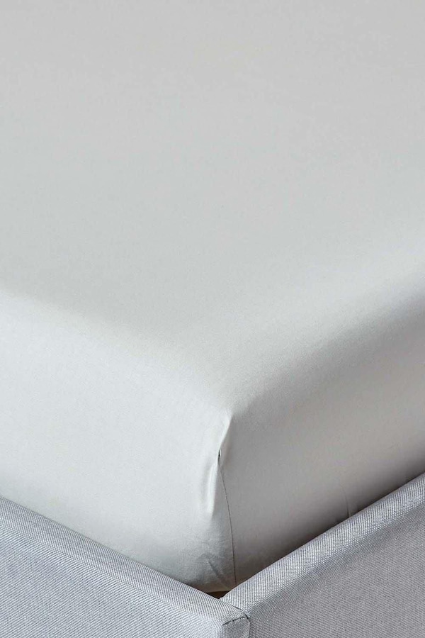 Homescapes Egyptian Cotton Deep Fitted Sheet 18 inch 200 Thread Count