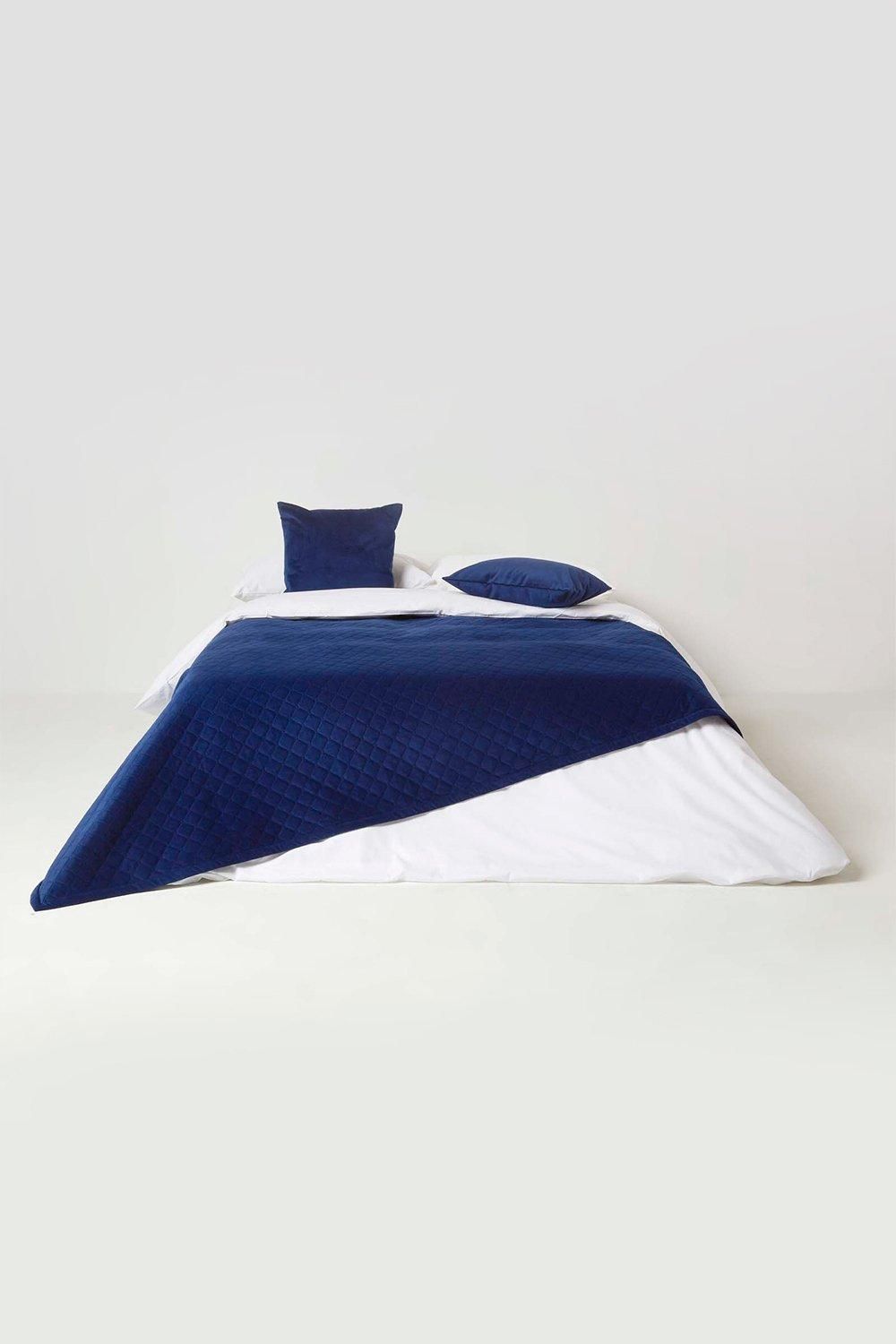 Homescapes Diamond Quilted Velvet Throw image 3