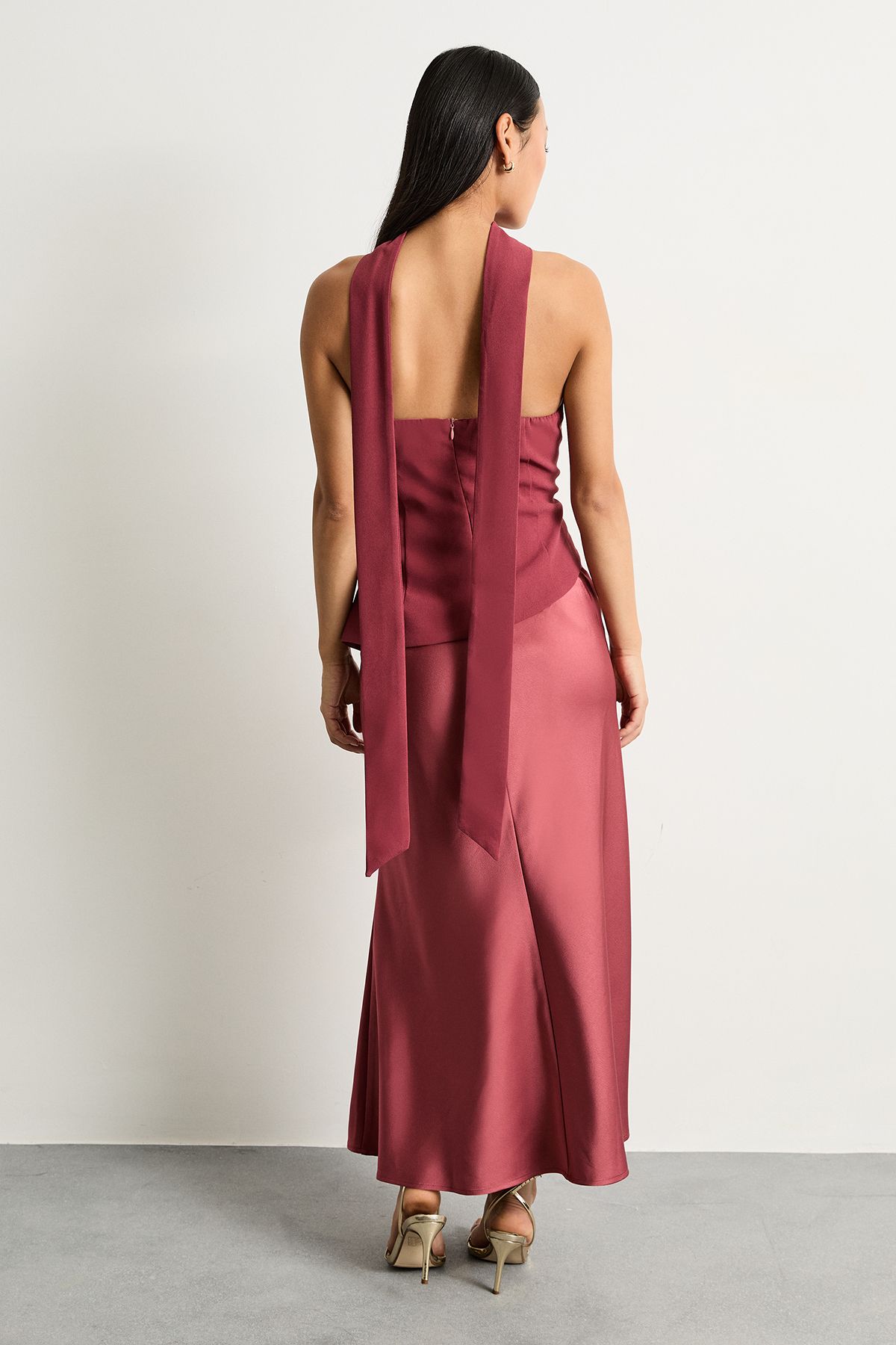 Warehouse Petite Strapless Structured Bodice Satin Midi Dress Rose image 3