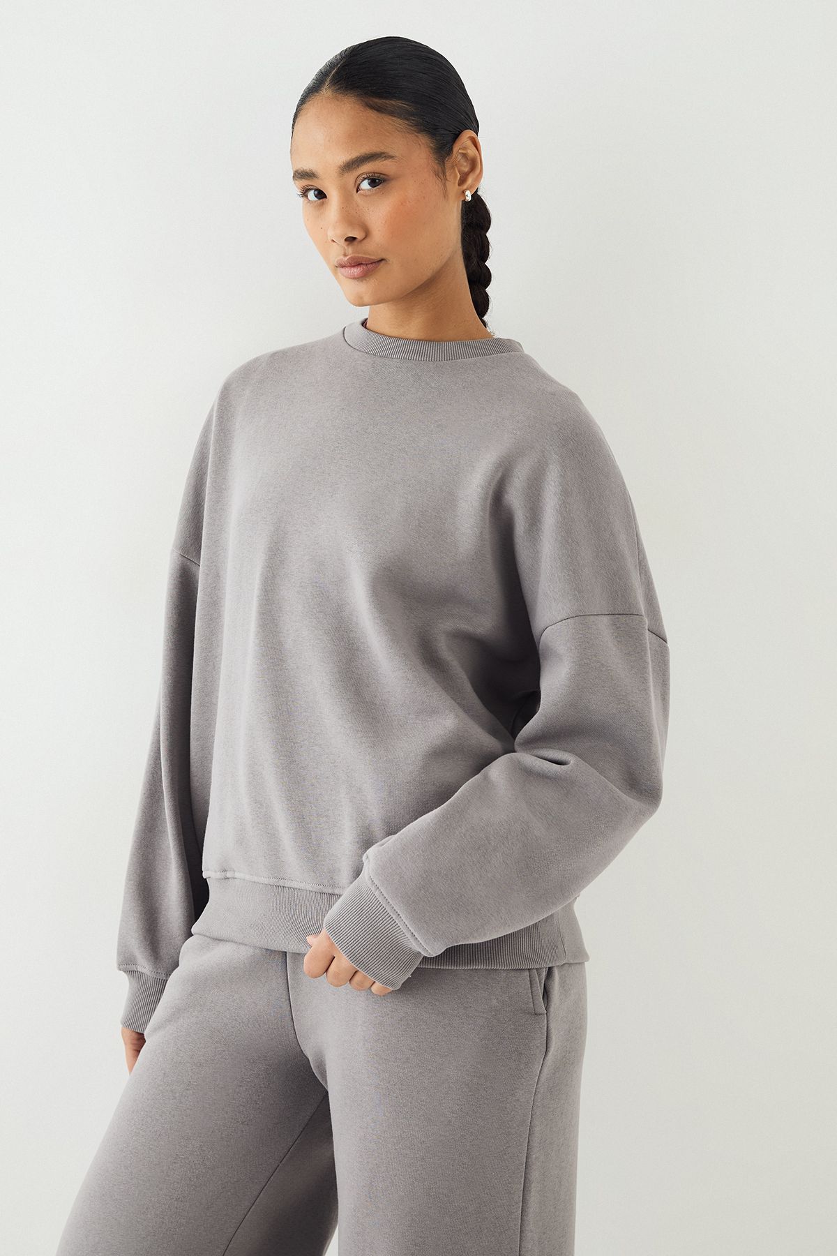 DSGN Studio DSGN Studio Self Fabric Applique Oversized Sweatshirt Charcoal image 2