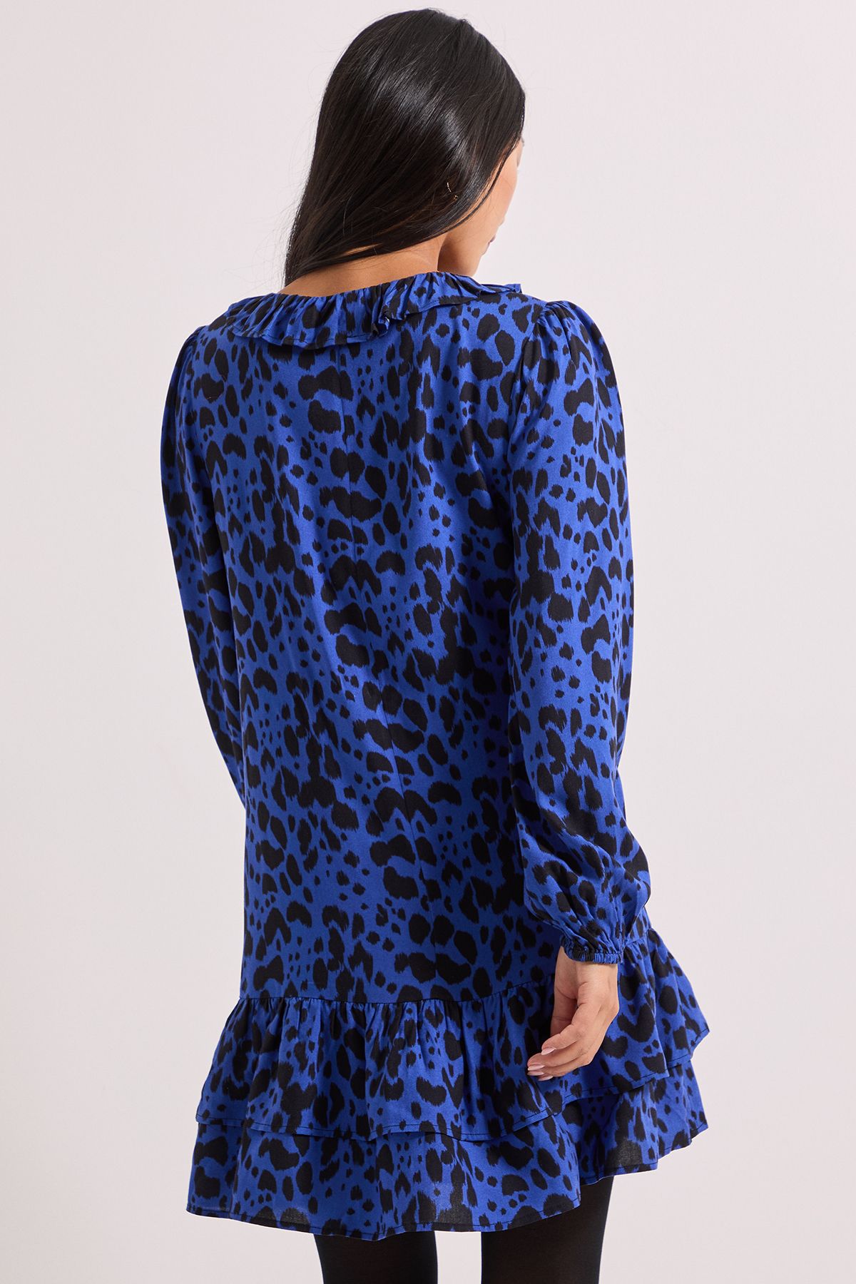 Dorothy Perkins Petite Printed Collar Detail Blouson Sleeve Tiered Mini Dress Blue image 3