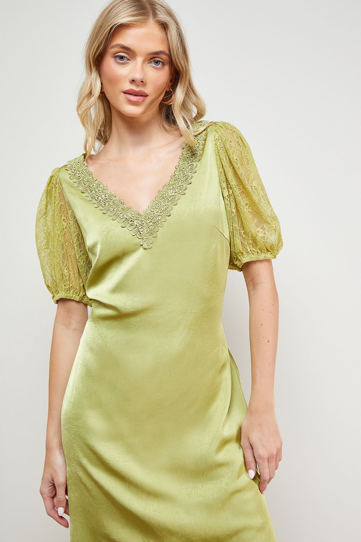 Oasis Plain Lace Frill Detail Puff Sleeve Midi Dress Chartreuse image 3