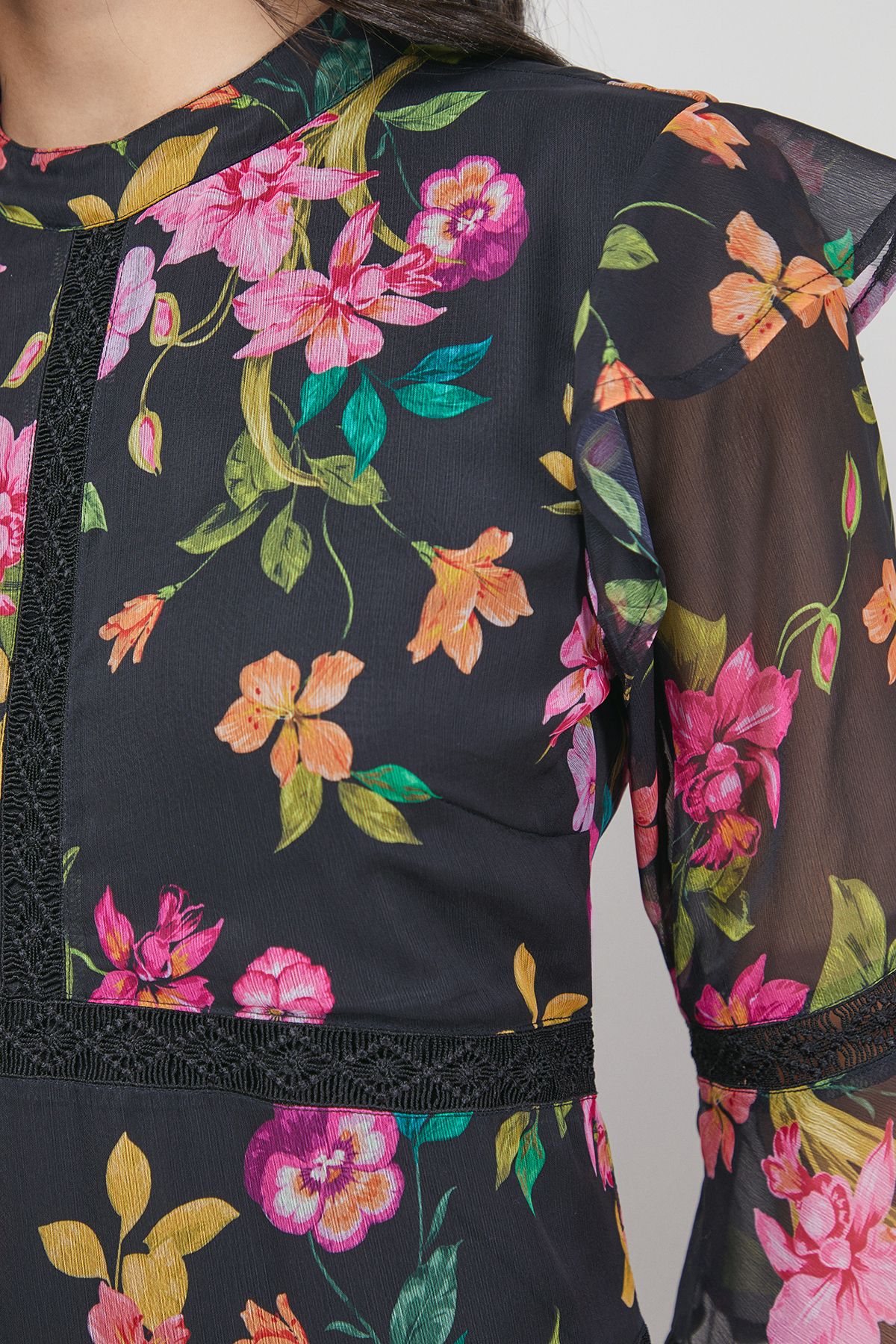 Oasis Chiffon Lace Insert Midi Dress Floral image 5