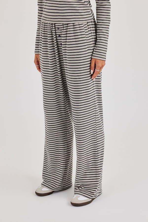 Cernucci Stripe Soft Touch Button Detail Wide Leg Jogger - Grey