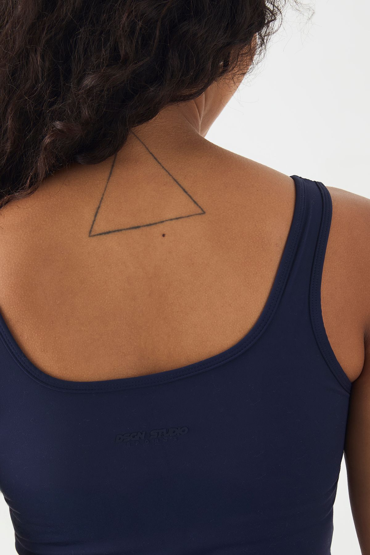 DSGN Studio DSGN Studio Ultra Sculpt Padded Sports Bra Navy image 4