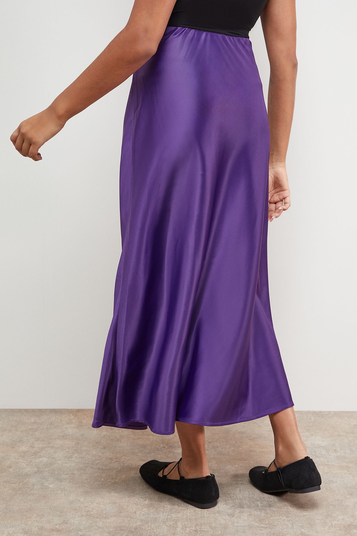 Oasis Bias Cut Satin Midi Skirt Mulberry image 3