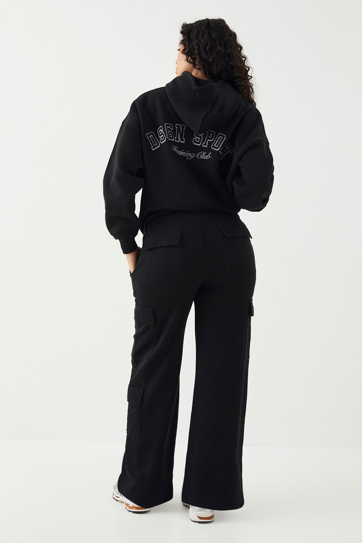 DSGN Studio DSGN Studio Sport Training Club Cargo Pocket Straight Leg Jogger Black image 2
