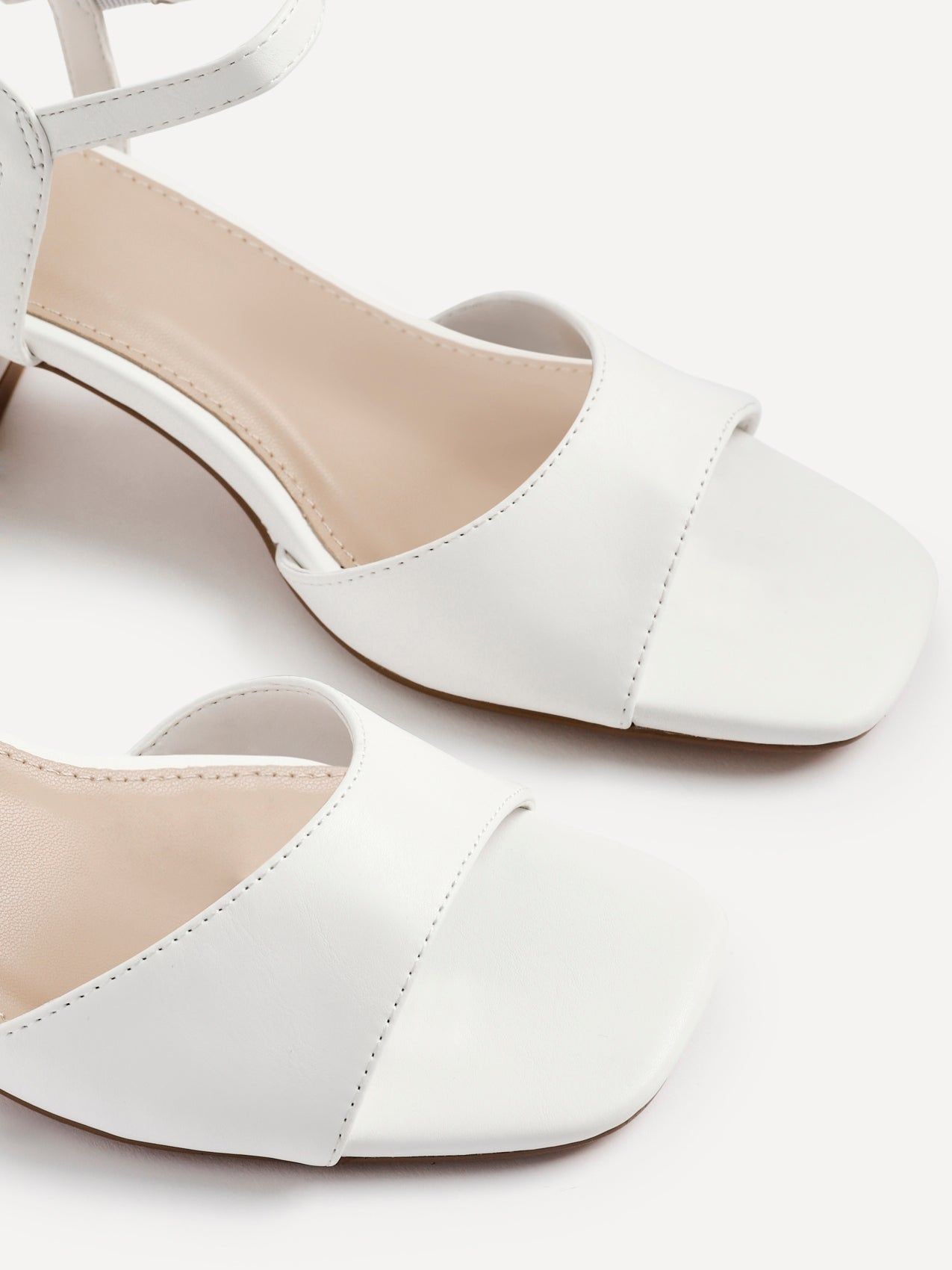 Linzi Darlene White Faux Leather Low Block Heeled Sandals image 4