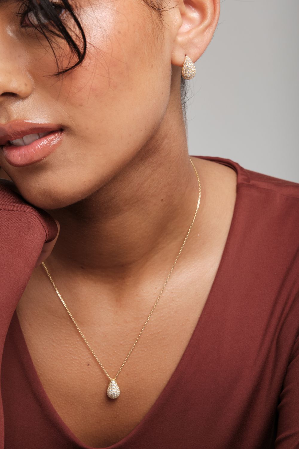 Inicio Gold Plated Cubic Zirconia Teardrop Set  - Gift Box image 4