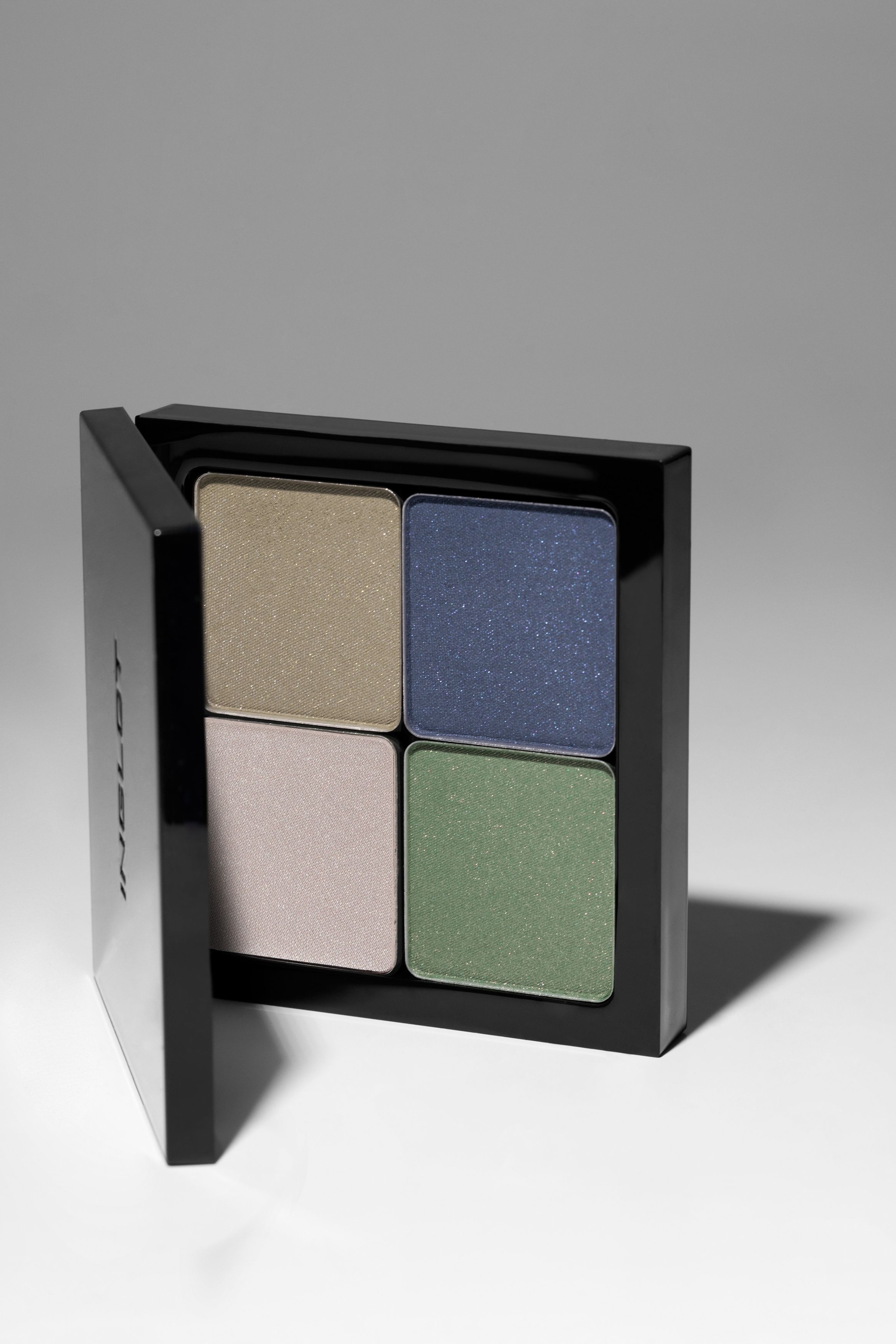 INGLOT Freedom System Eye Shadow Double Sparkle NF image 4
