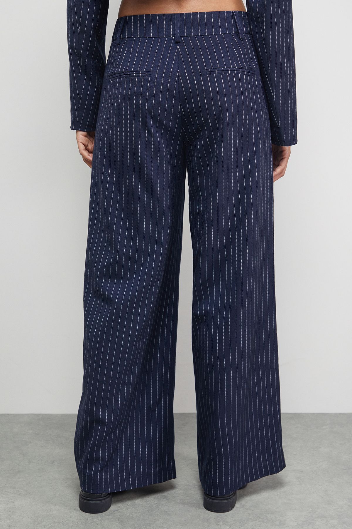 Warehouse Navy Pinstripe Wide Leg Trouser Co-ord Navy image 3