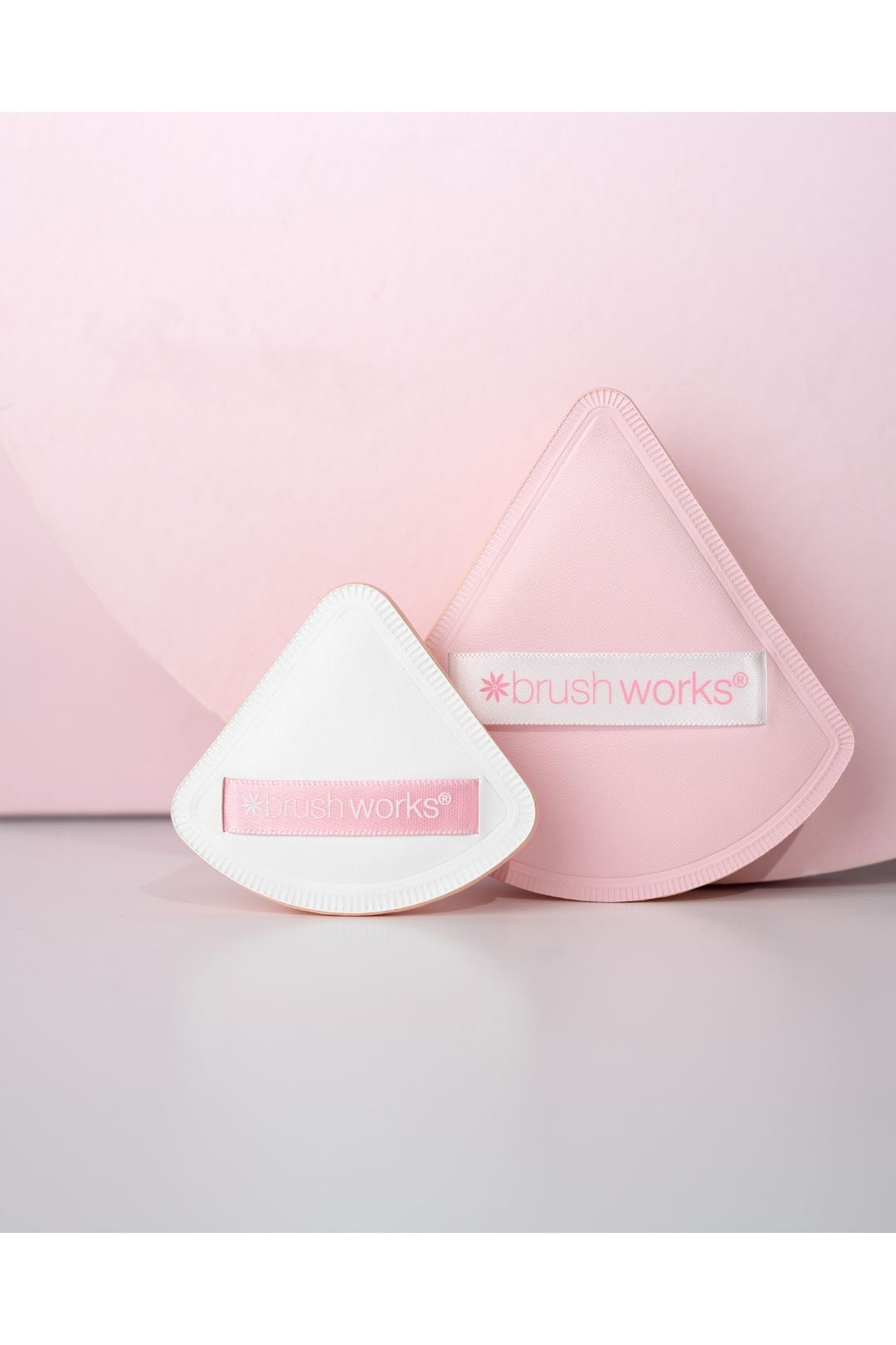 Brushworks Triangular Pillow Puff Duo Pink image 3