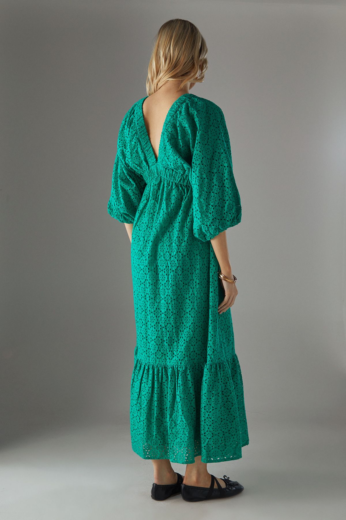 Warehouse Broderie Plunge Neck Volume Sleeve Smock Midi Dress Bright Green image 4