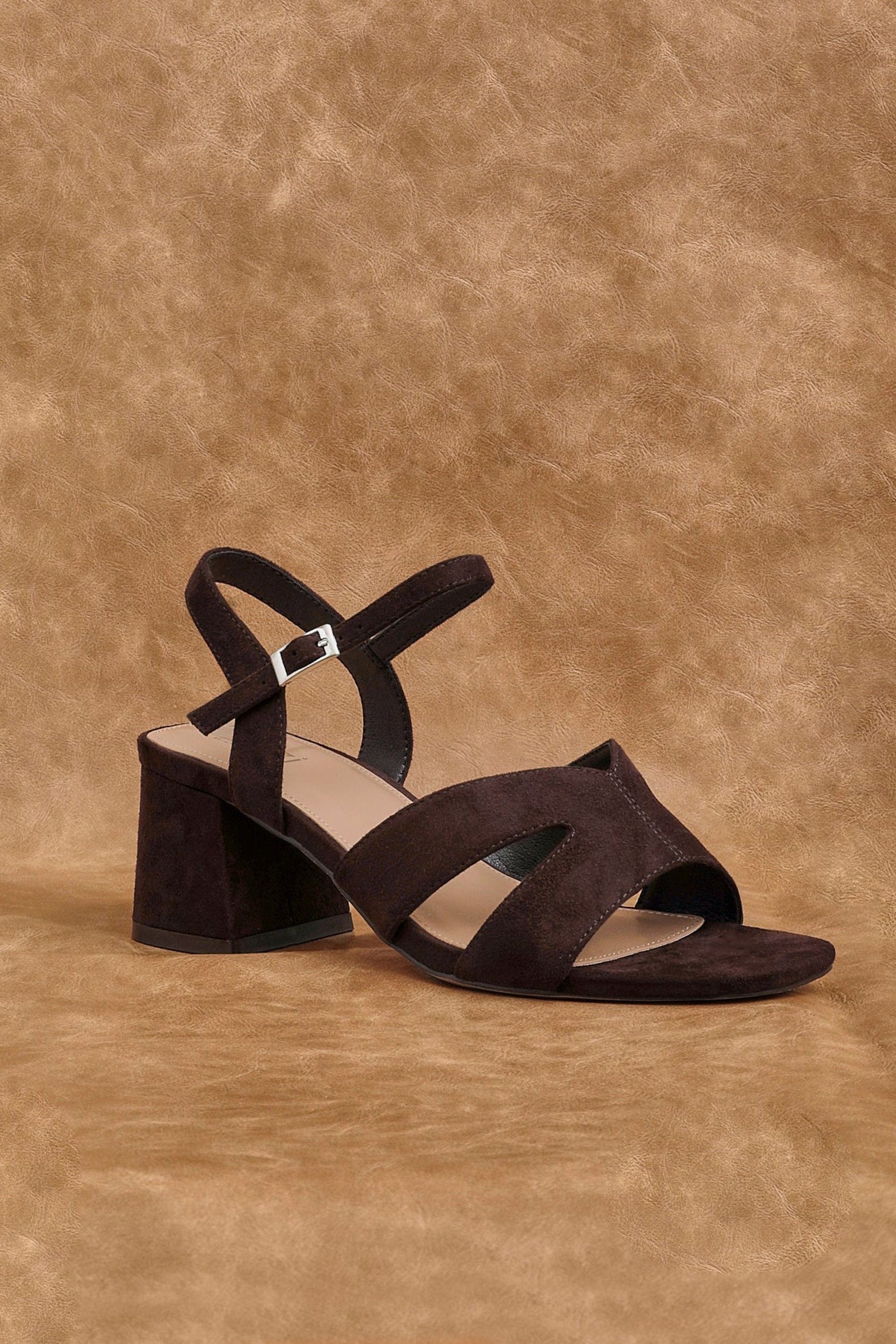 Linzi Empire Wide Fit Brown Faux Suede Link Detail Block Heels image 2