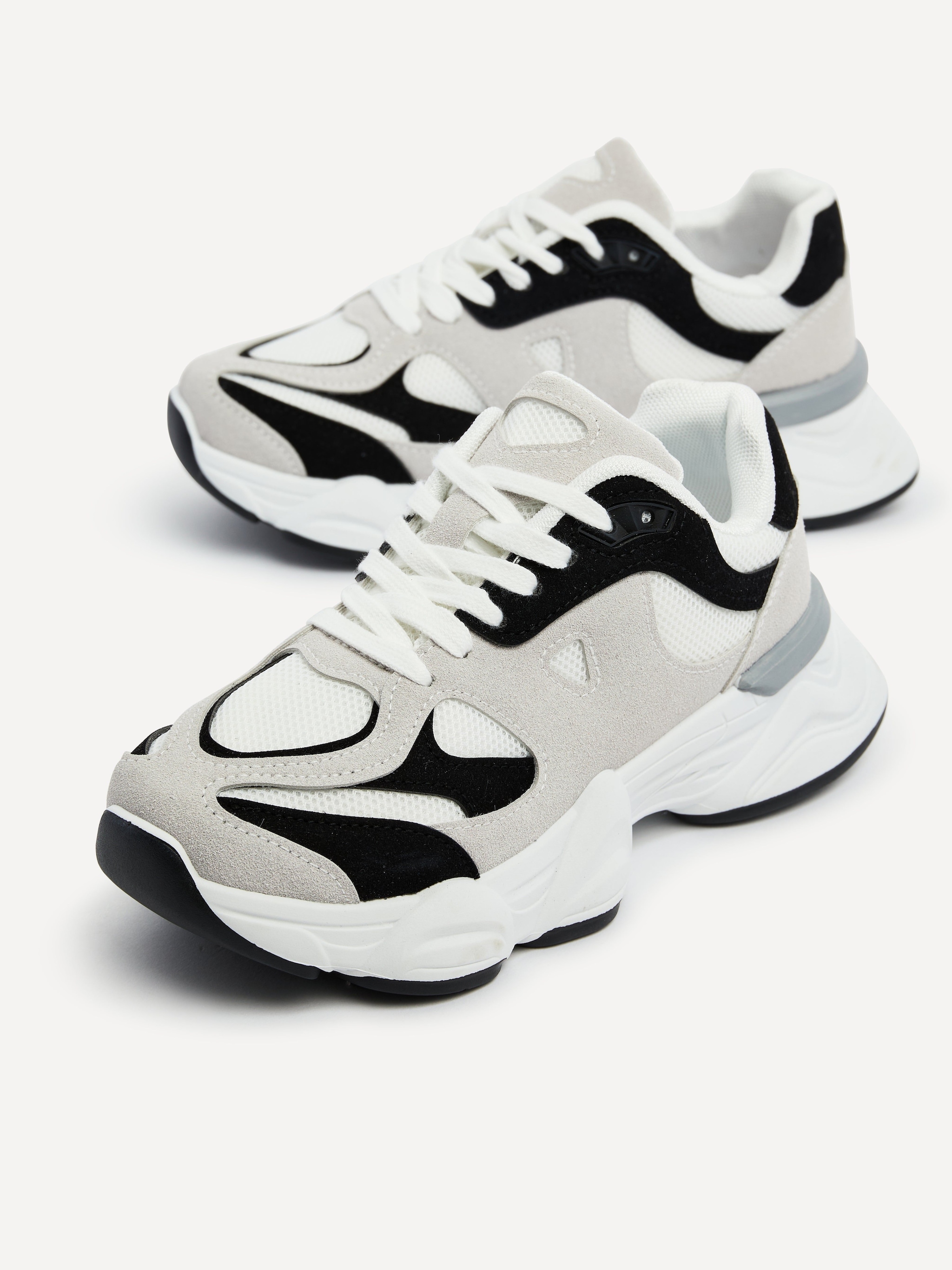 Linzi Hackney Black & Grey Trainer image 4