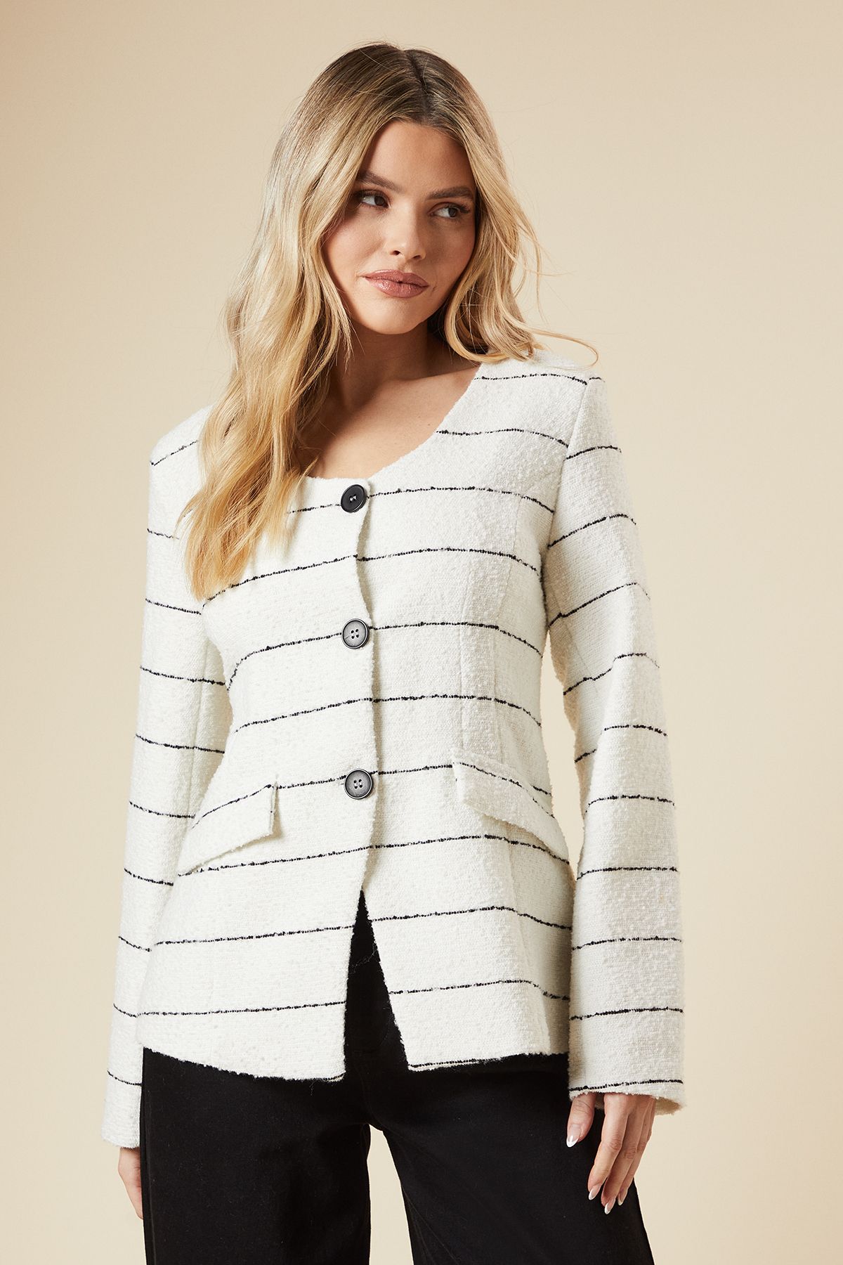 Dorothy Perkins Scoop Neck Single Breasted Blazer Ivory image 1