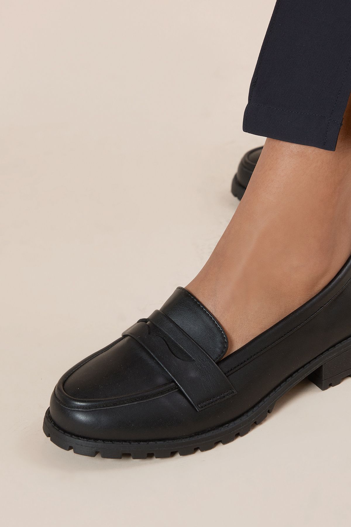 Dorothy Perkins Wide Fit Leoni Chunky Loafers Black image 3