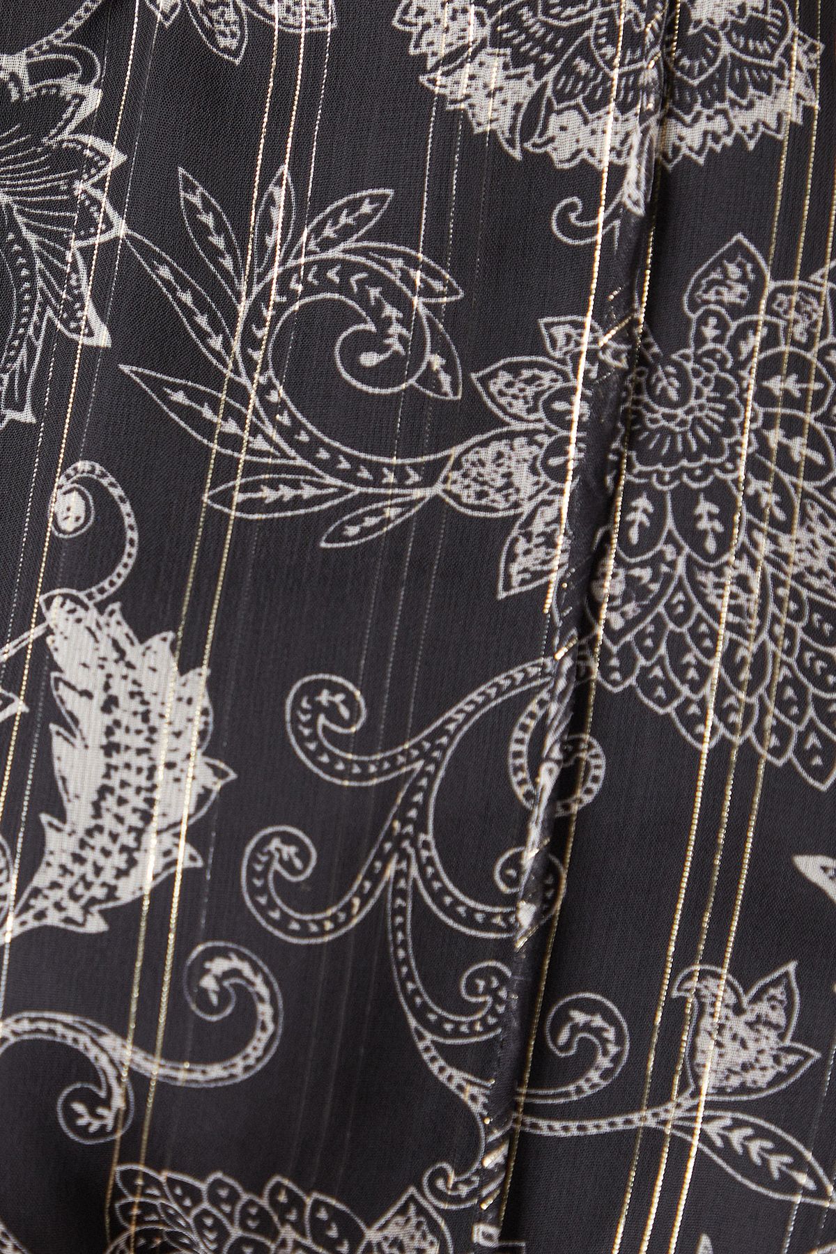 Oasis Petite Paisley Metallic Chiffon Tie Neck Blouse Black image 5