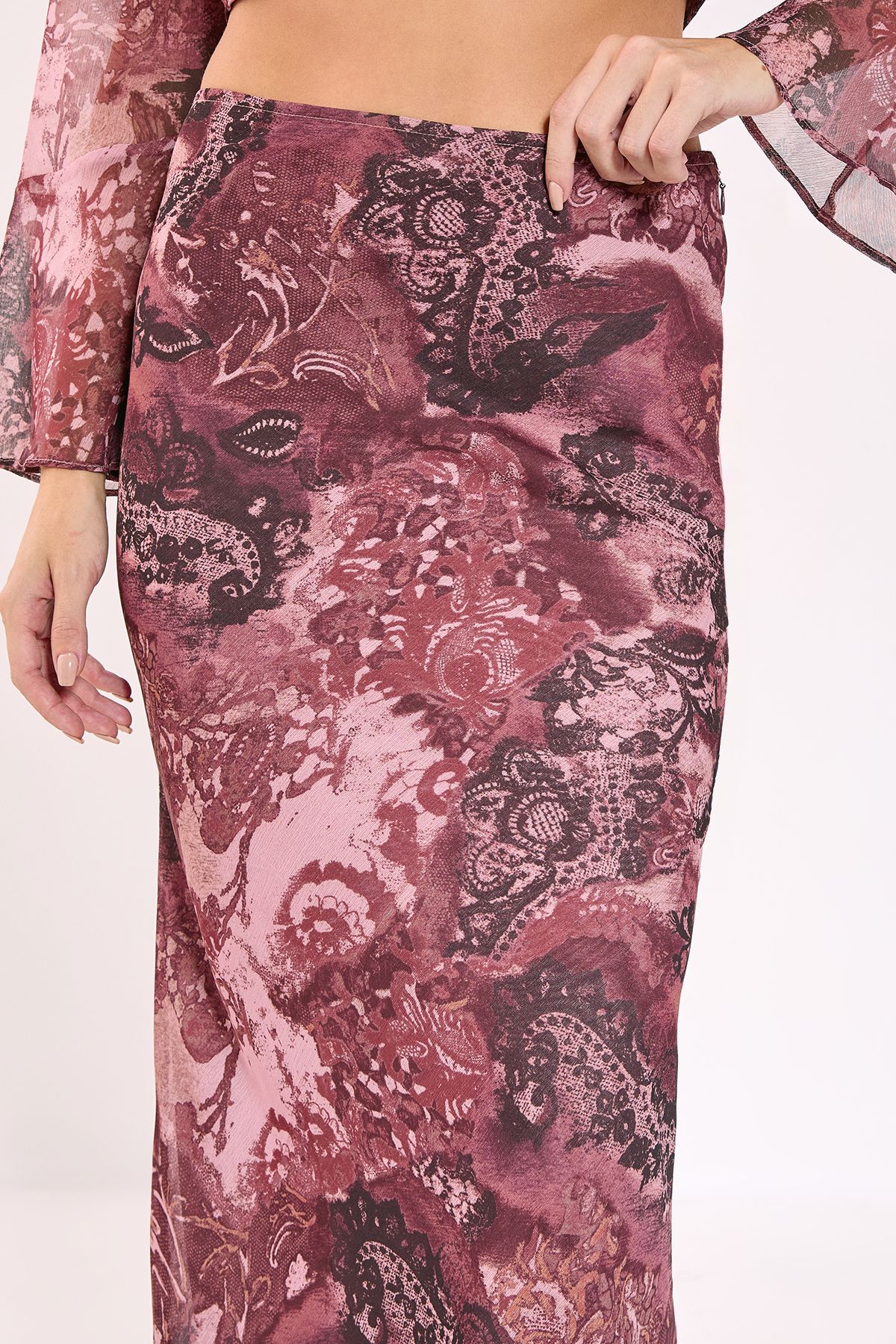 NastyGal Paisley Chiffon Bias Maxi Skirt Rust image 5