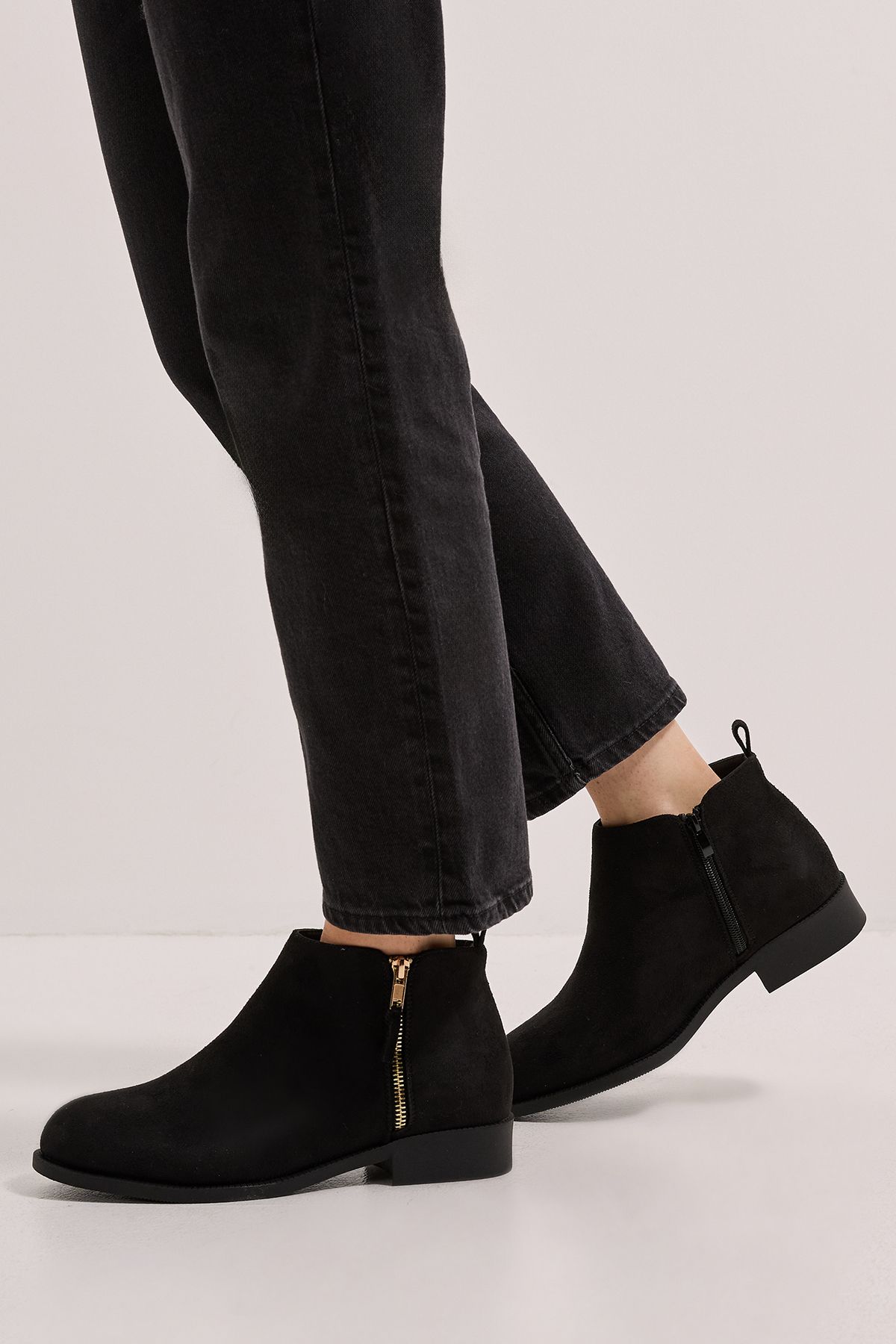 Dorothy Perkins Maddy Side Zip Flat Ankle Boots Natural Black image 1