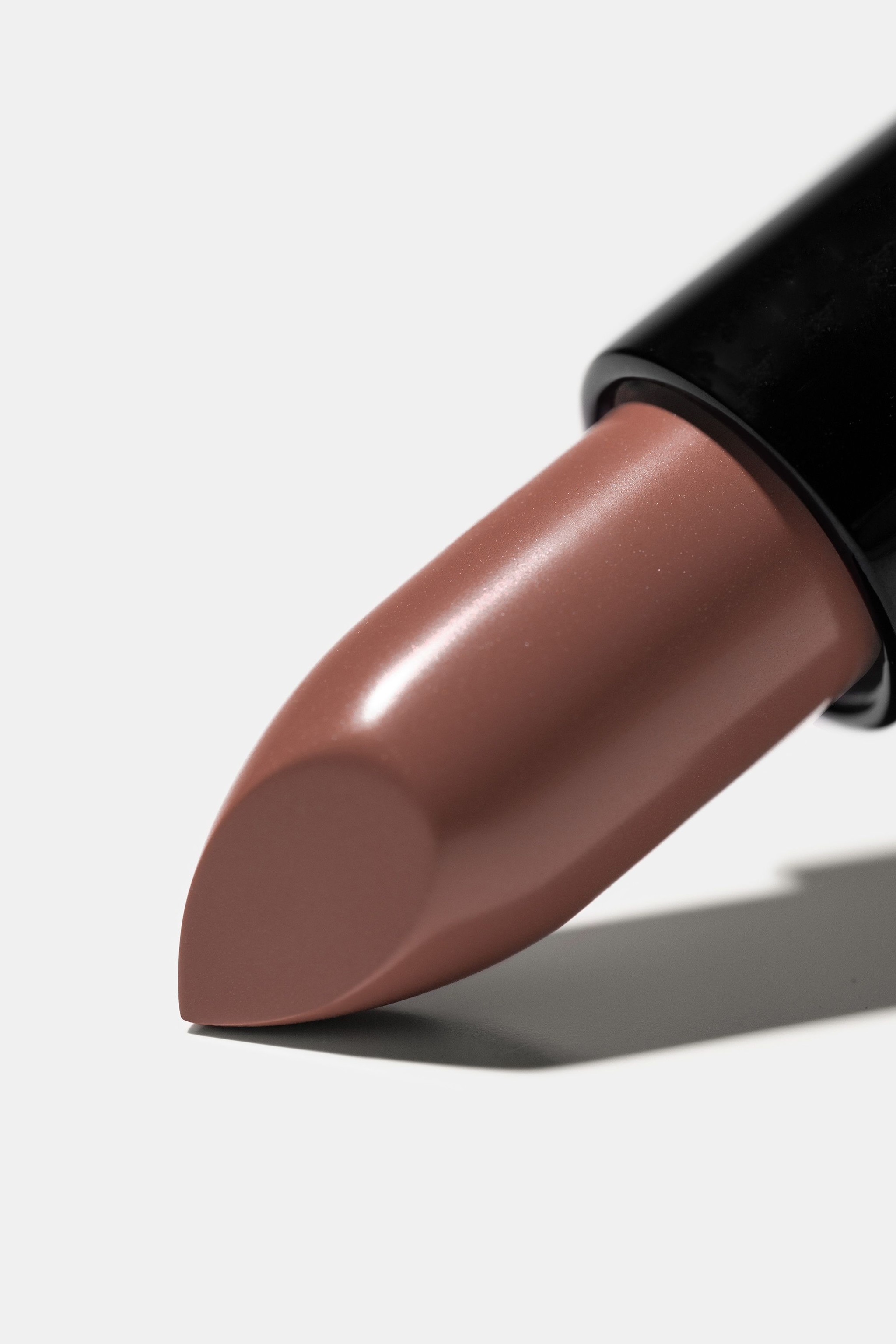 INGLOT Lipsatin Lipstick image 4