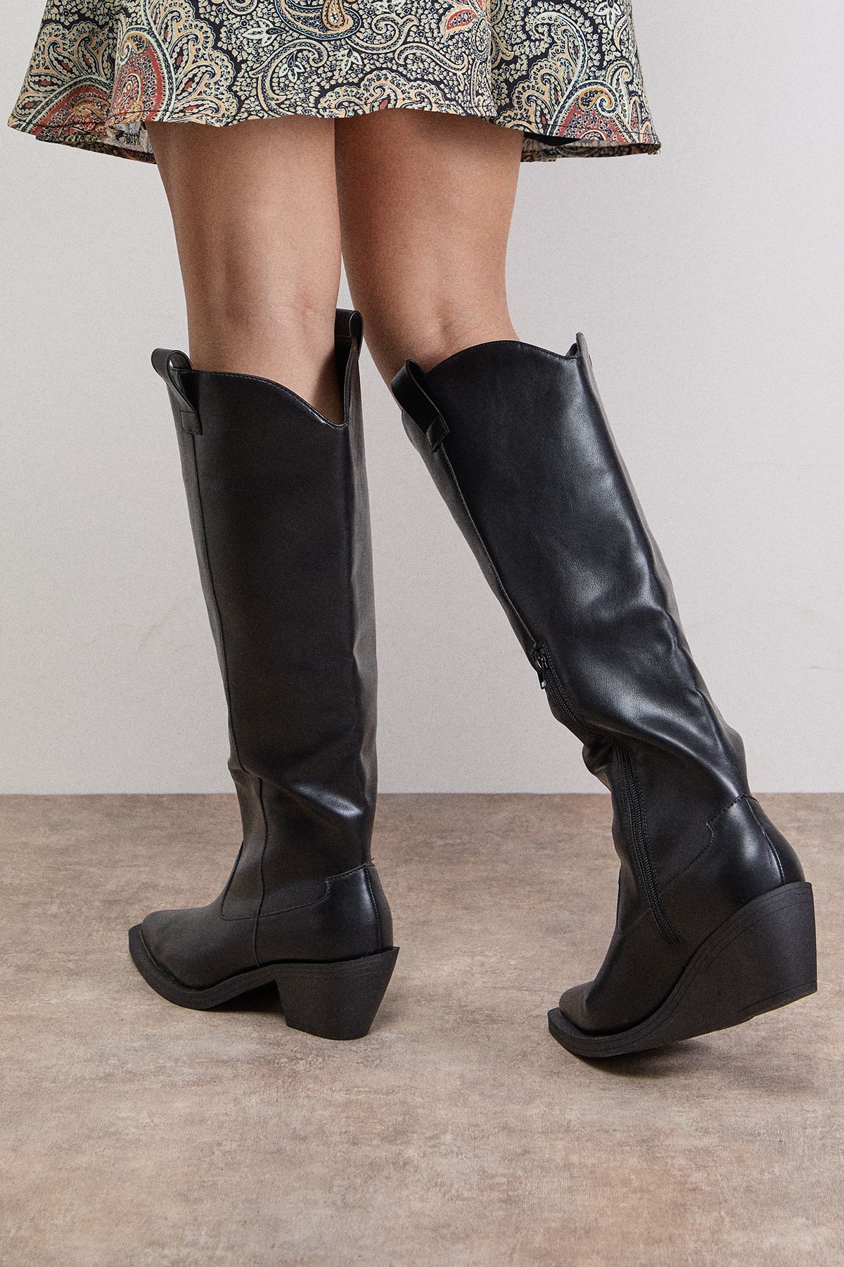 Oasis Cassidy Faux Leather Western Knee Boots Black image 4
