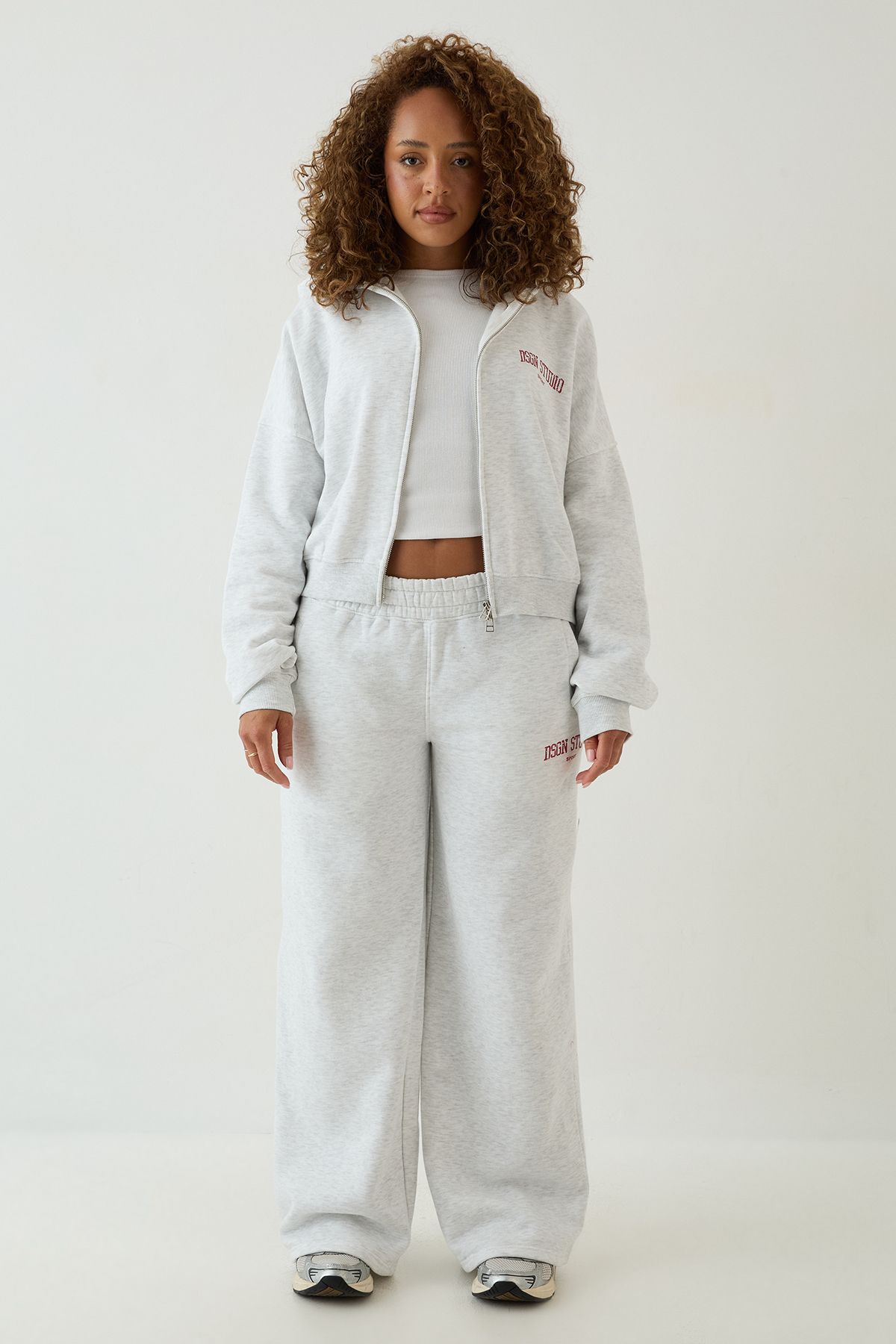 DSGN Studio DSGN Studio Collegiate Printed Straight Leg Jogger Ash Grey image 5