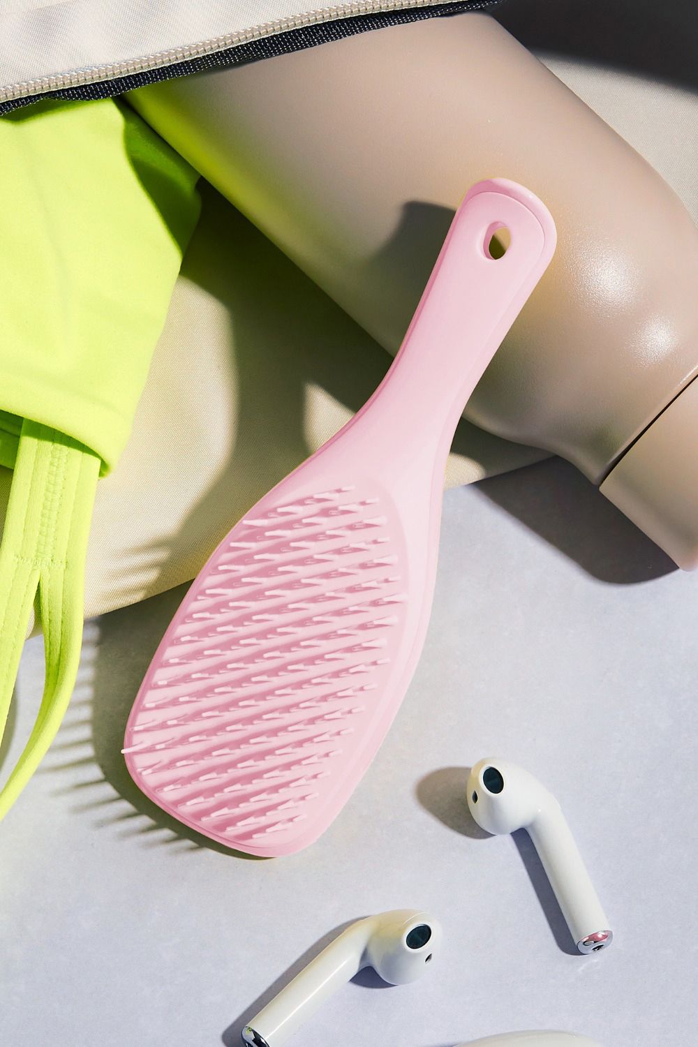 Tangle Teezer The Ultimate Detangler Mini (straight to curly) Millennial Pink image 4