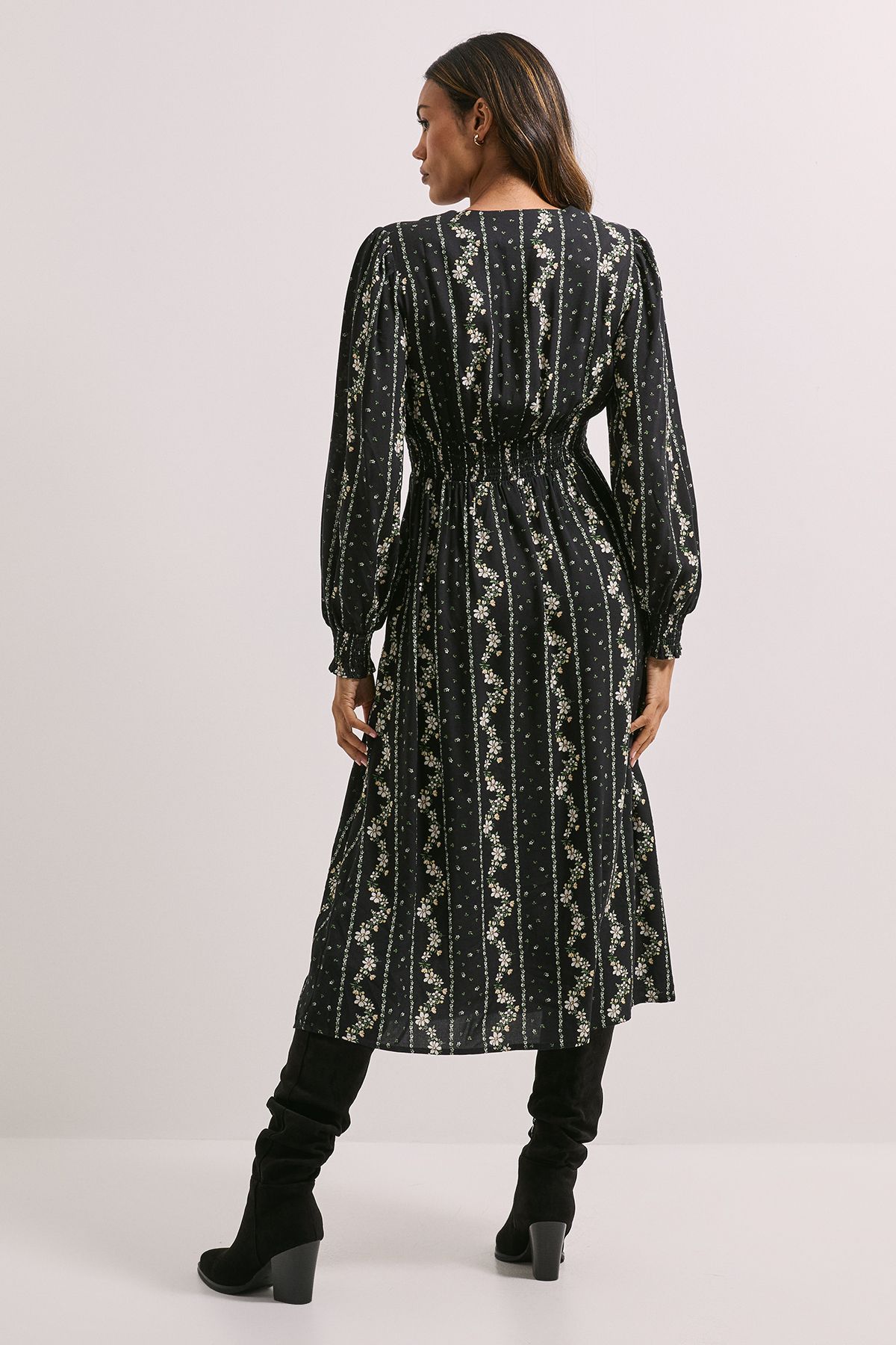 Dorothy Perkins V Neck Button Front Detail Printed Midi Dress Black image 3