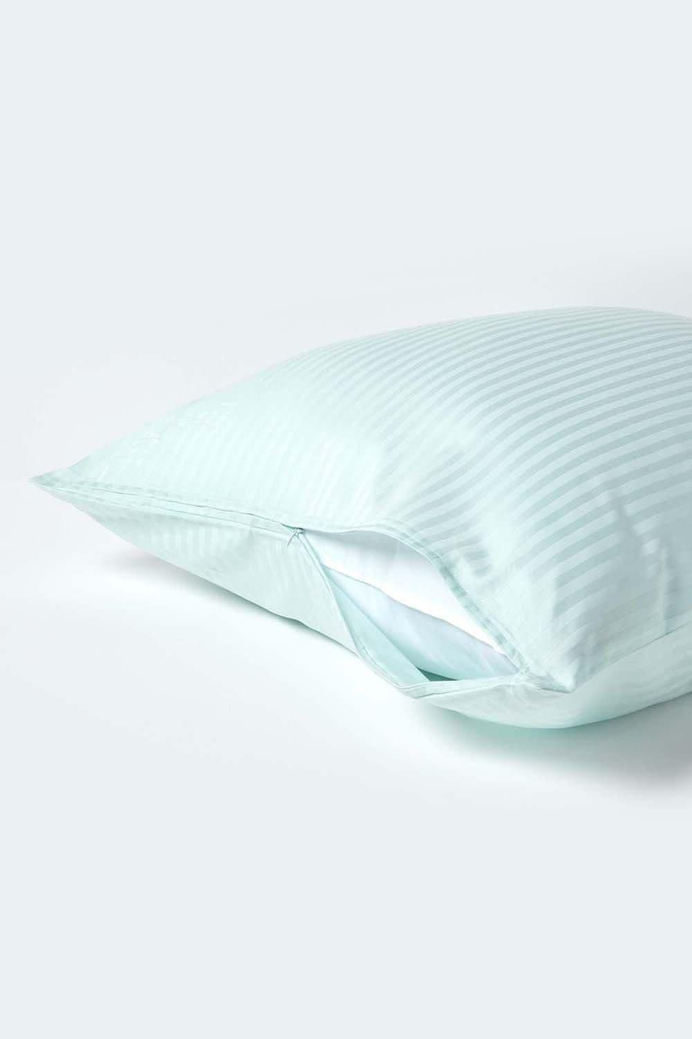 Homescapes Continental Egyptian Cotton Pillowcase 330 TC, 80 x 80 cm image 3