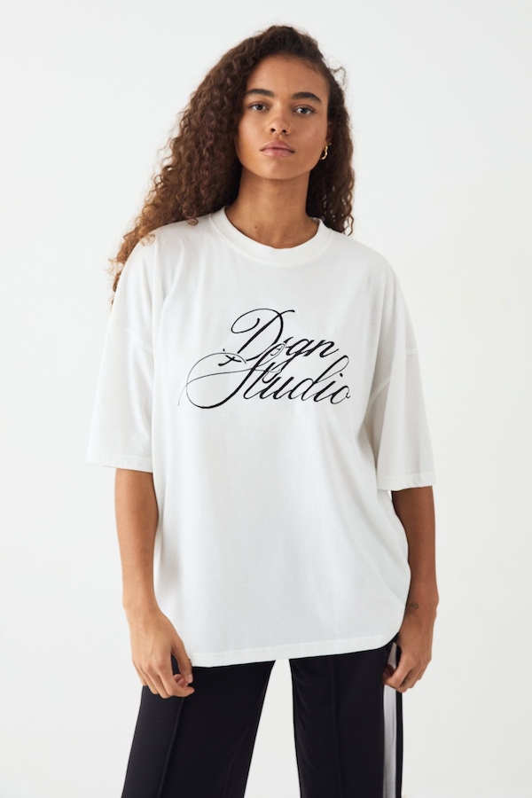 DSGN Studio DSGN Studio Script Embroidered Crew Neck Oversized T-Shirt White