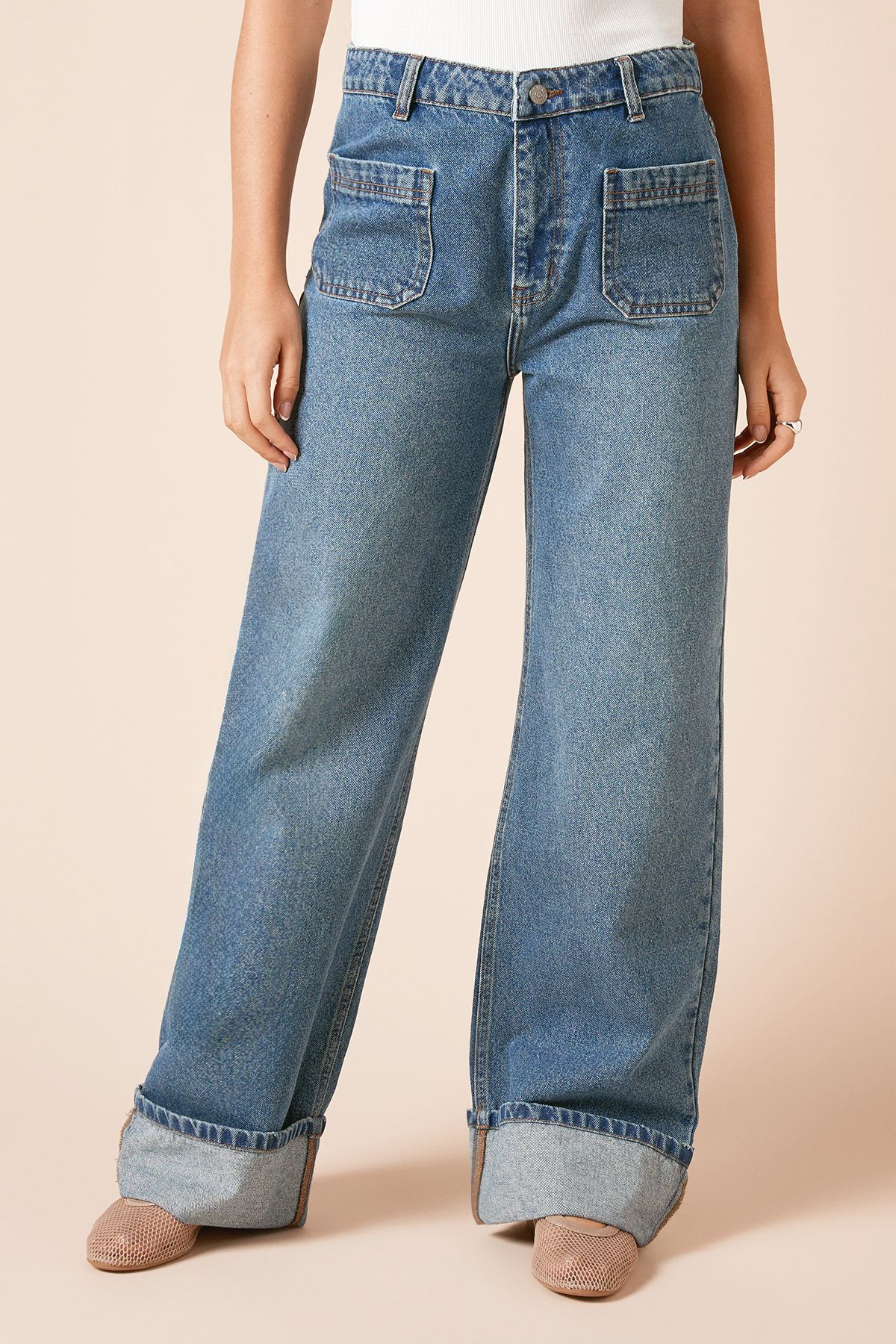 Dorothy Perkins Straight Leg Jean With Patch Pockets Mid Wash image 1