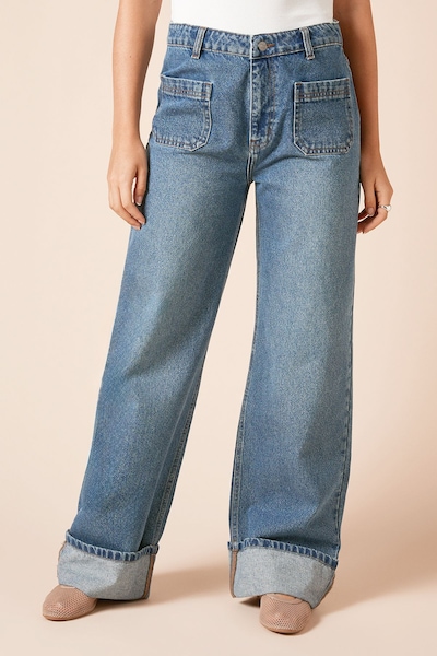 Dorothy Perkins Straight Leg Jean With Patch Pockets Mid Wash