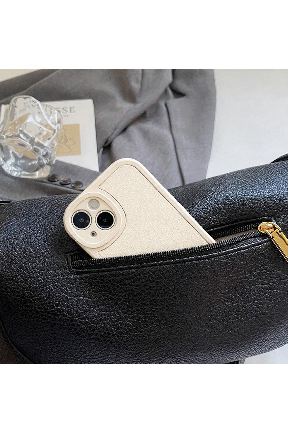 XY London 'Helen' Shoulder Bag with Magnetic Snap and Zip Closure image 2