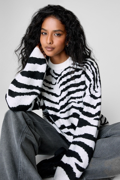 NastyGal (N) Zebra Oversized Sweater Black
