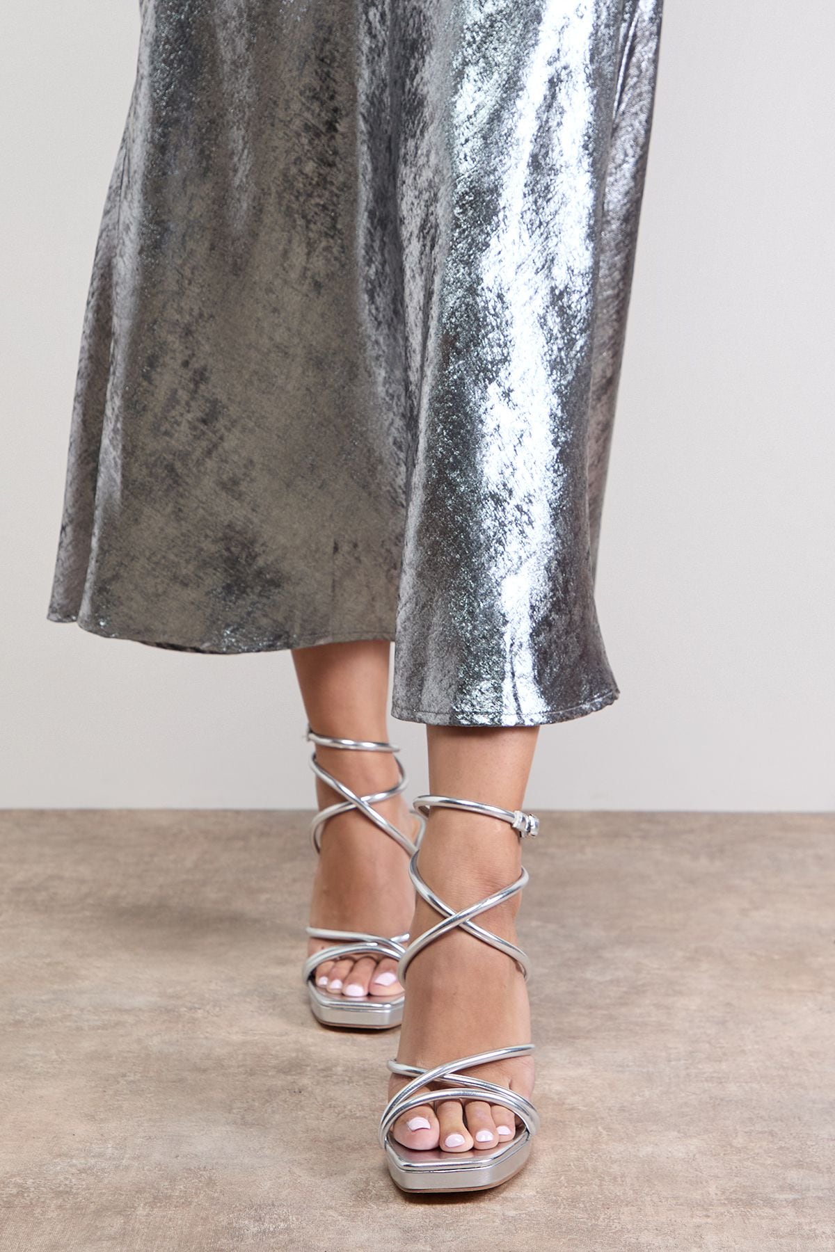 Oasis Evristine Faux Leather Strappy Platform High Block Heel Sandals Silver image 3