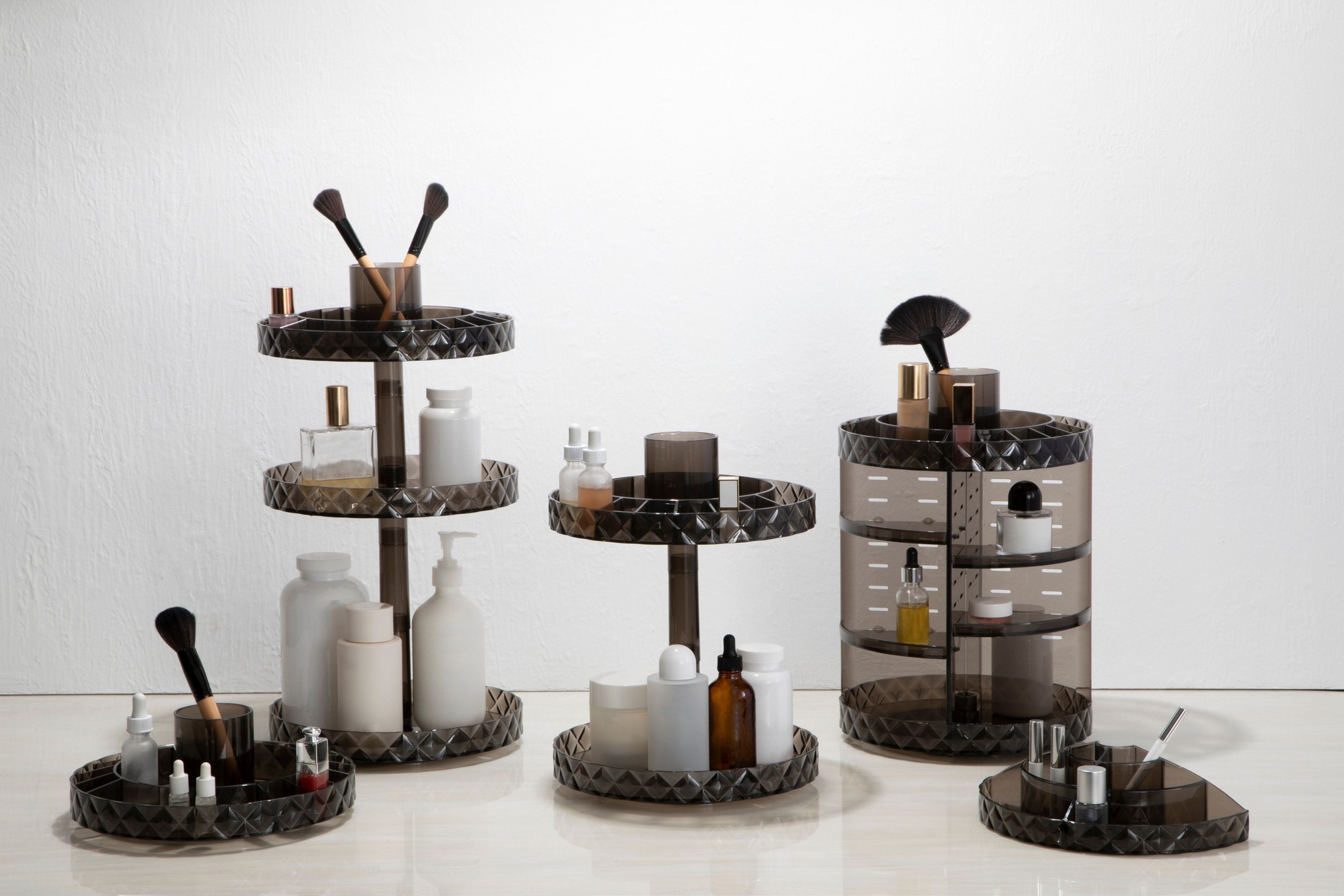 Orsina Beauty Round Revolving Cosmetics Organiser image 5