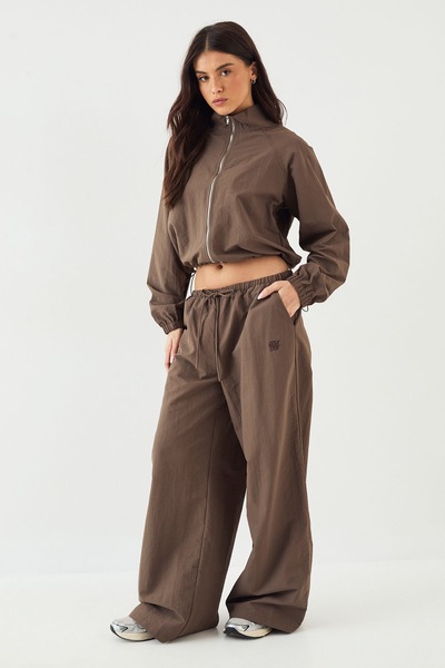 DSGN Studio DSGN Studio Drawstring Waist Wide Leg Trouser Mocha