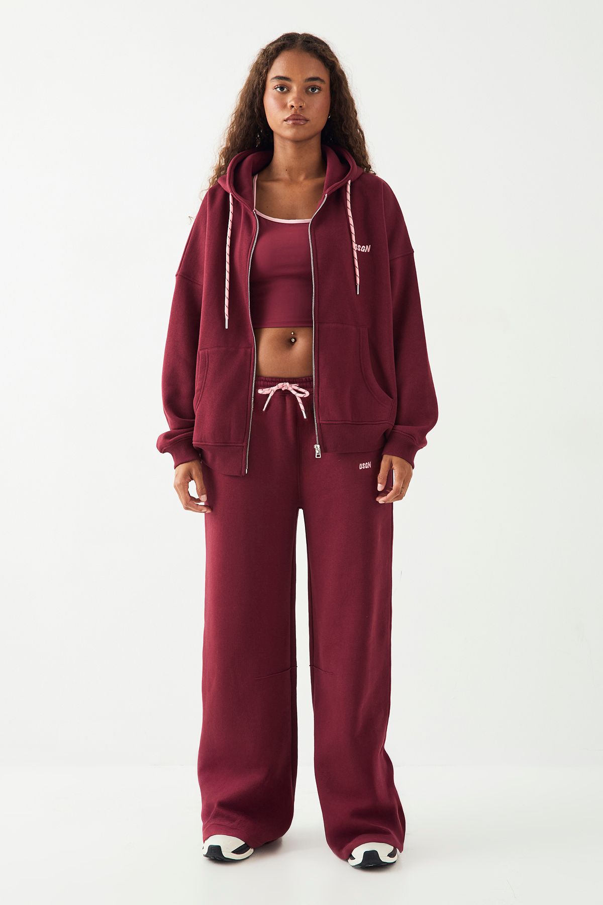 DSGN Studio DSGN Studio Straight Leg Jogger Burgundy image 5