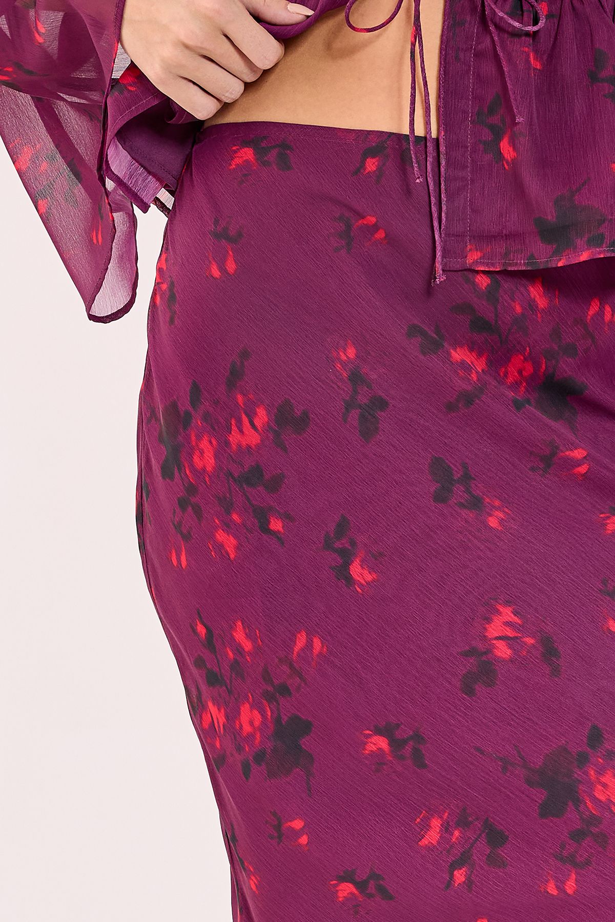 NastyGal Floral Chiffon Bias Maxi Skirt Wine image 4