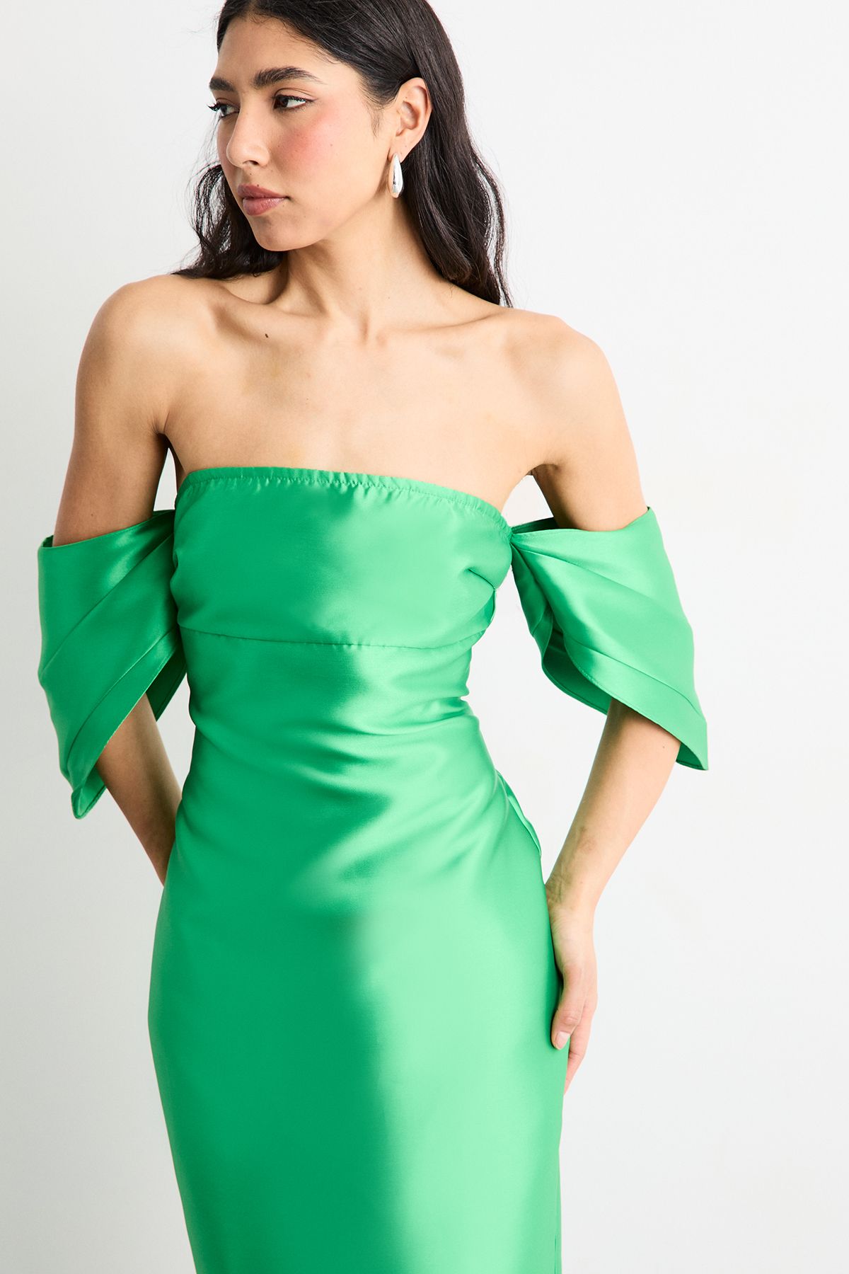Warehouse Structured Puff Sleeve Bardot Midi Dress Bright Green image 2