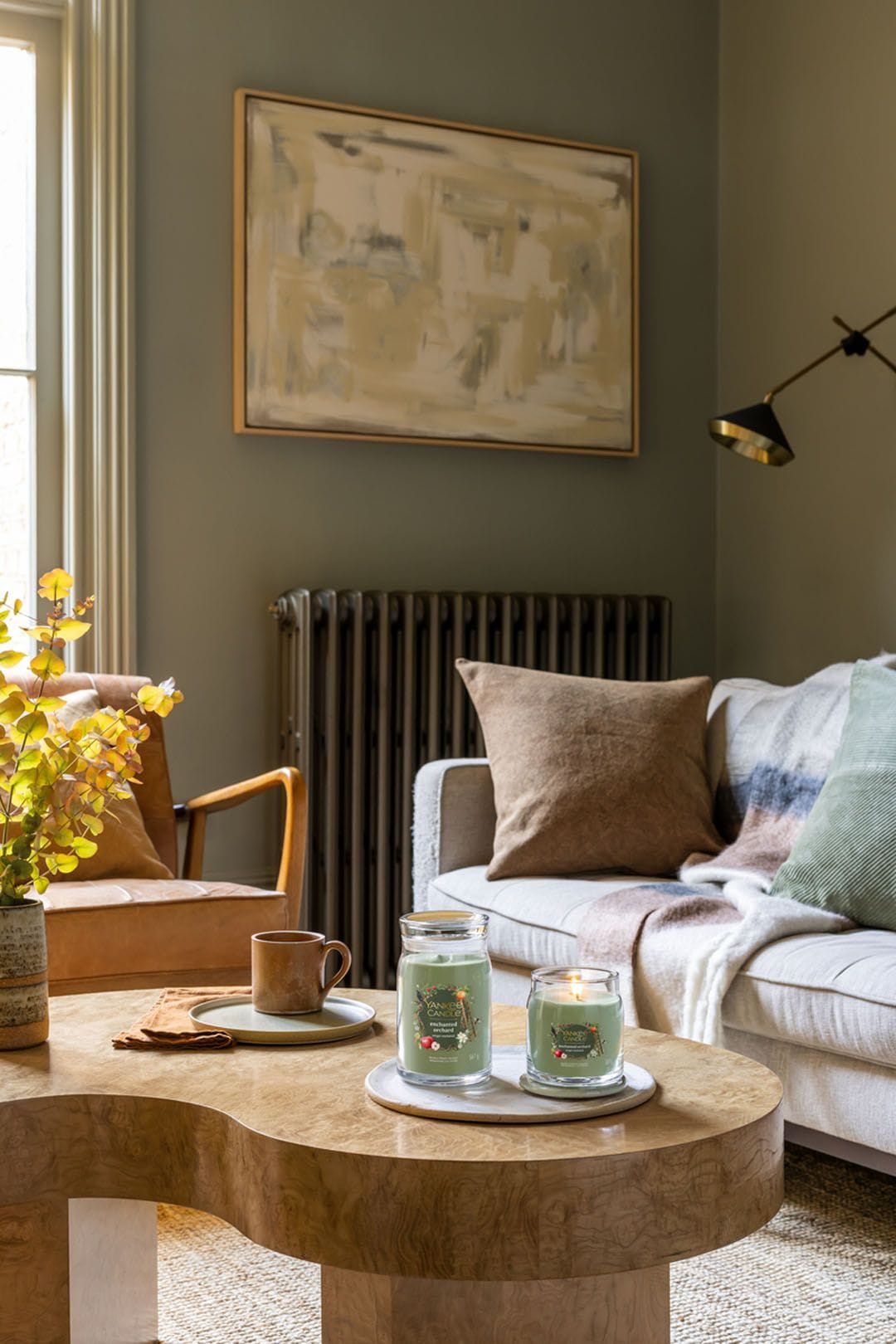 Yankee Candle Signature Medium Jar Enchanted Orchard Multi image 2