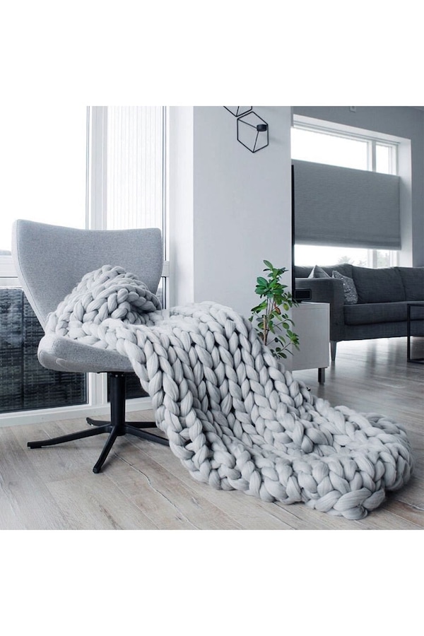 Living and Home 120cm L x 150cm W Chunky Knit Blanket Home Decor Bed Blanket
