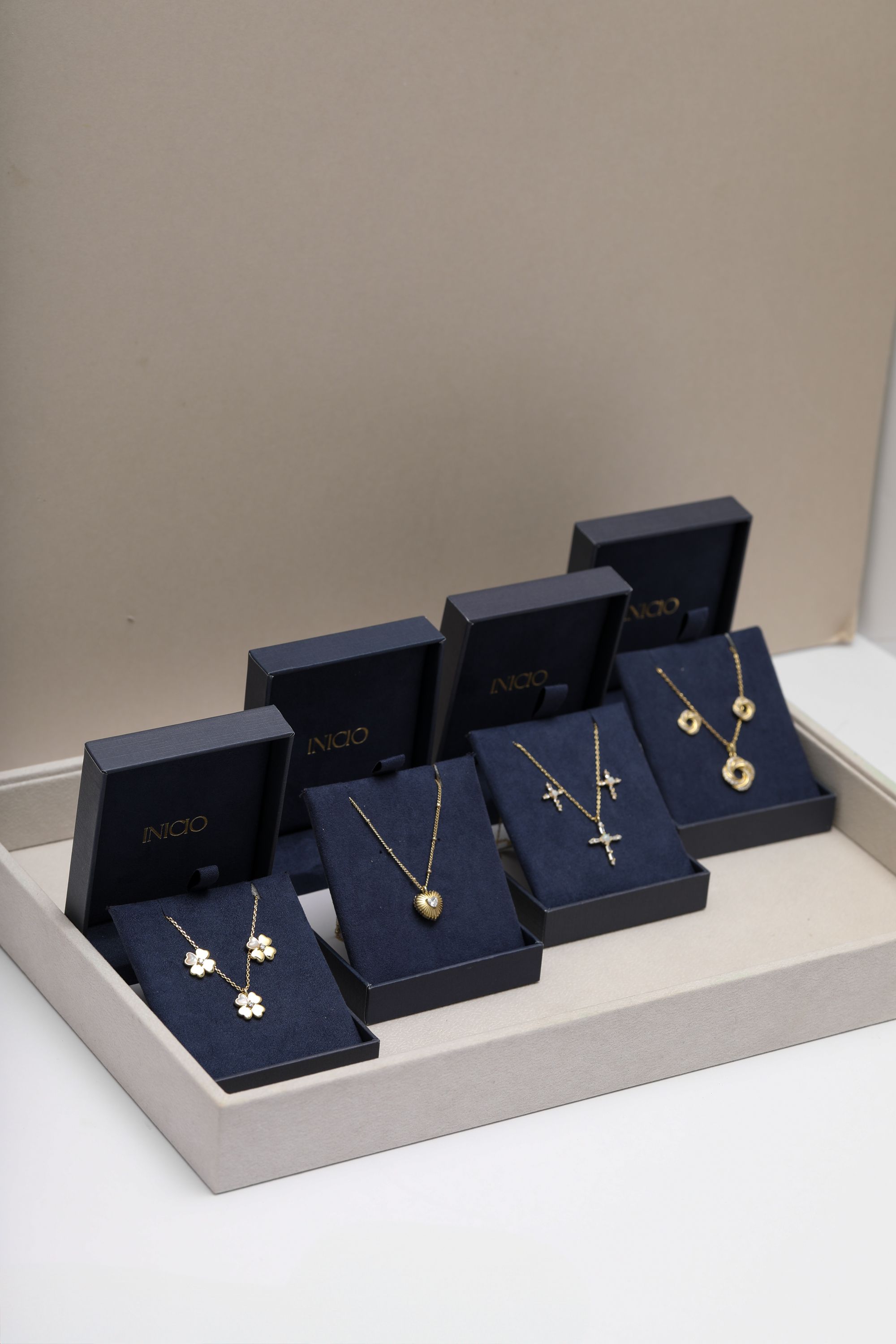 Inicio 14K Gold Plated and Cubic Zirconia Open Knot Set - Gift Box image 6