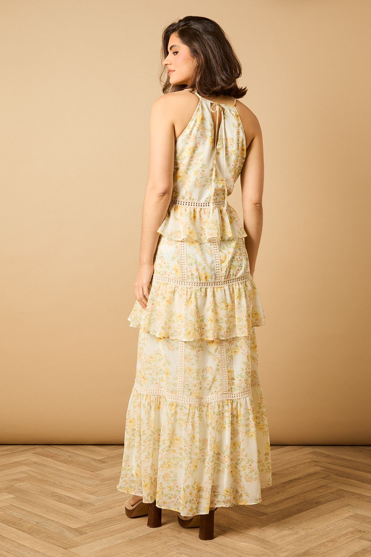 Oasis Printed Lace Detail Halterneck Tiered Midaxi Dress Multi image 4