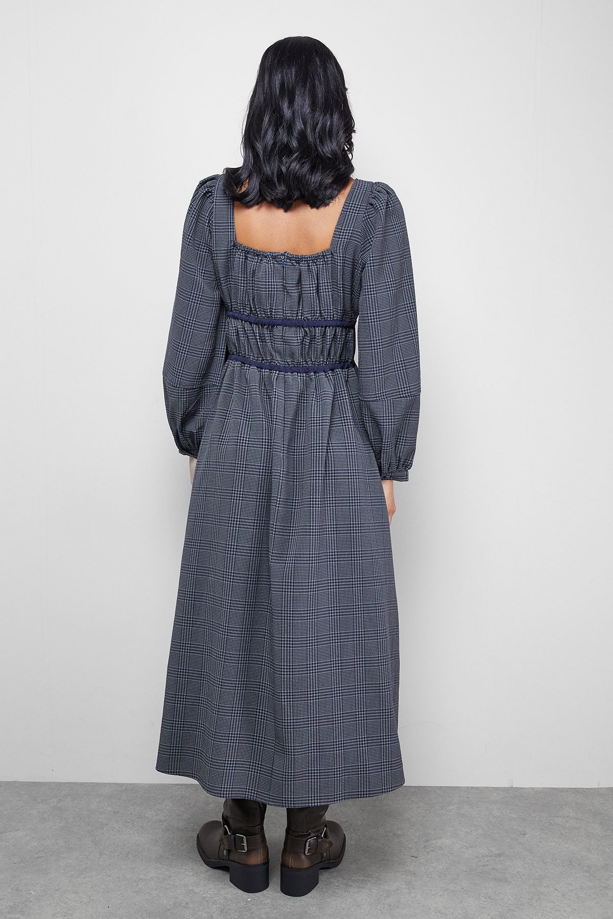 Warehouse Check Tie Front Square Midi Dress Khaki image 3