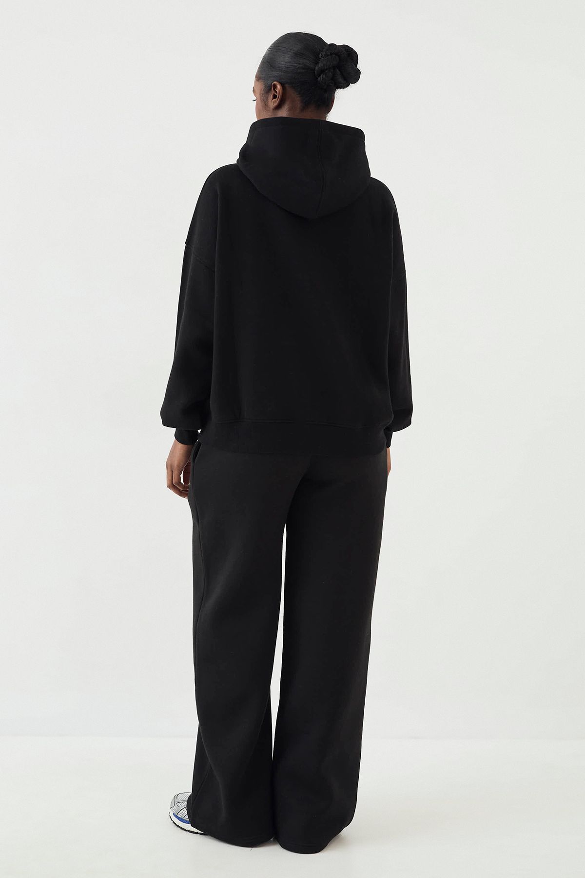 DSGN Studio DSGN Studio Towelling Applique Straight Leg Jogger Black image 2