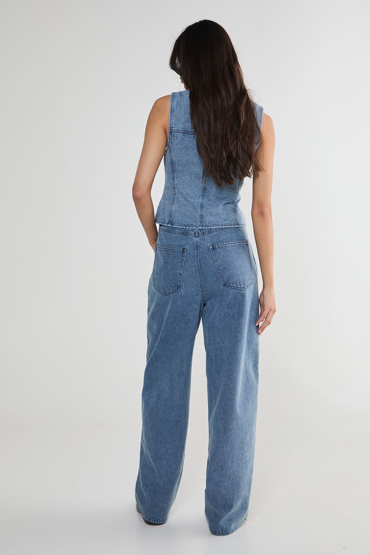 NastyGal Zip Seam Detail Straight Leg Denim Jeans Authentic Midwash image 4