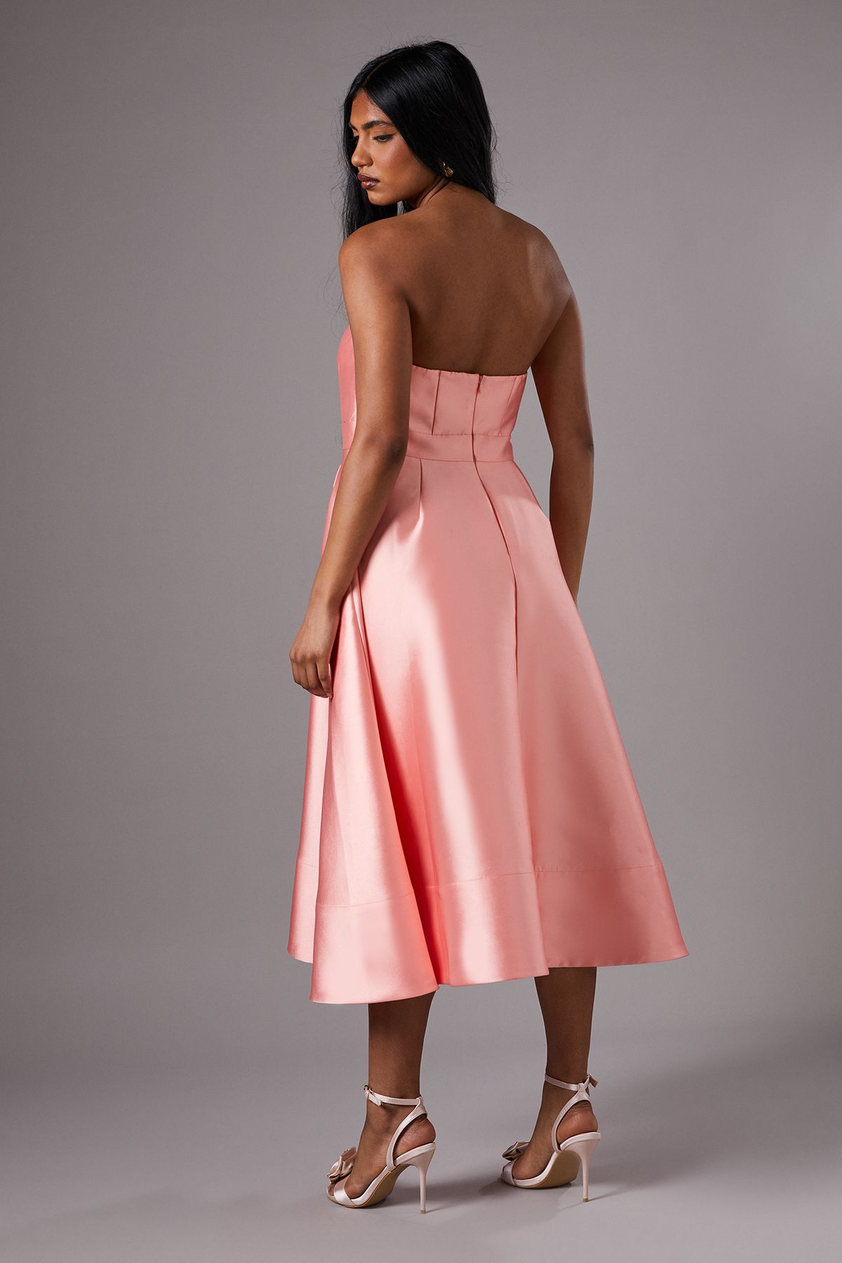 Coast Petite Pleated Twill Midi Dress With Sweetheart Neckline Peach image 4