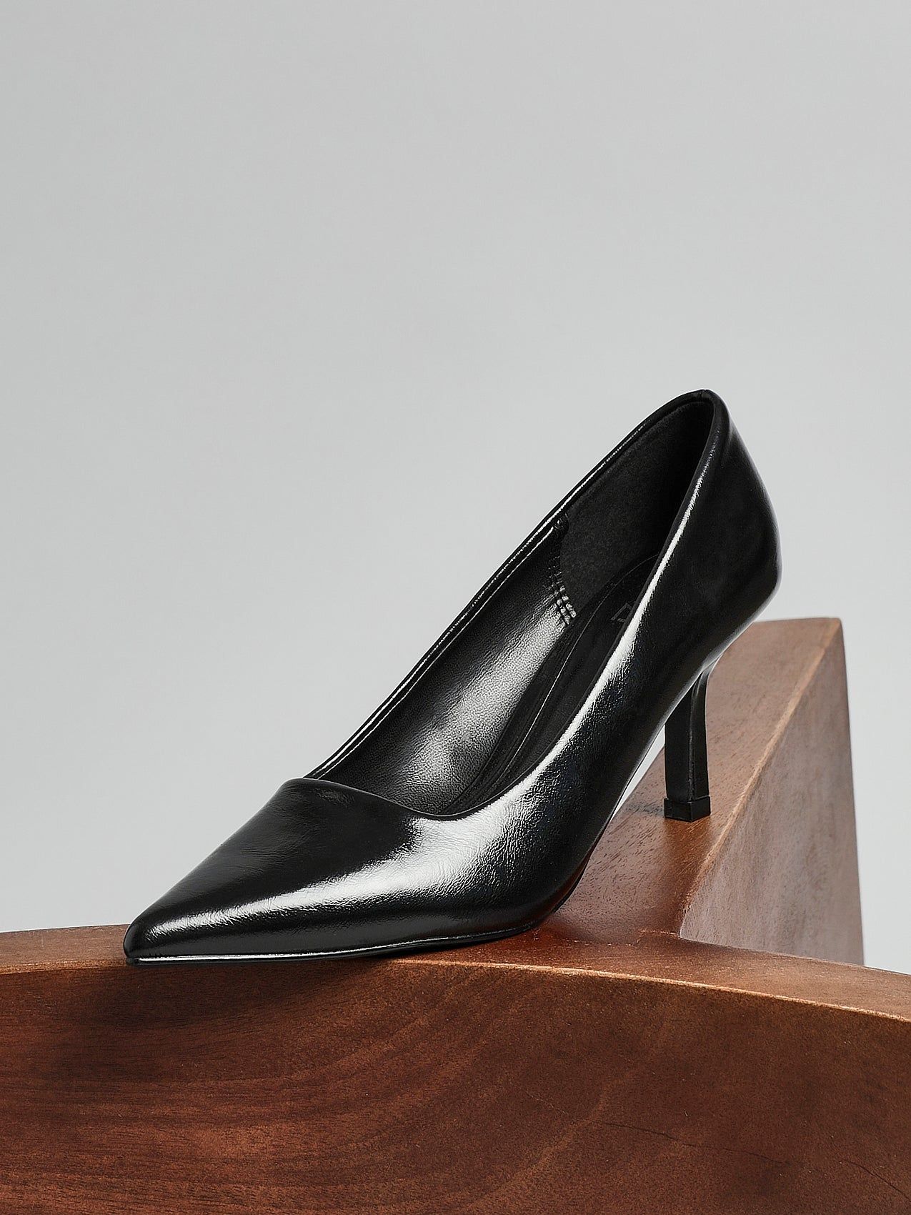 Linzi Kat Black Faux Leather Court Heels image 2